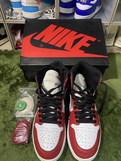 Nike Air Jordan 1 Retro High "Chicago" (2015)