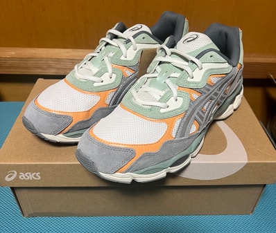 Asics Gel-NYC "Cream/Clay Grey"