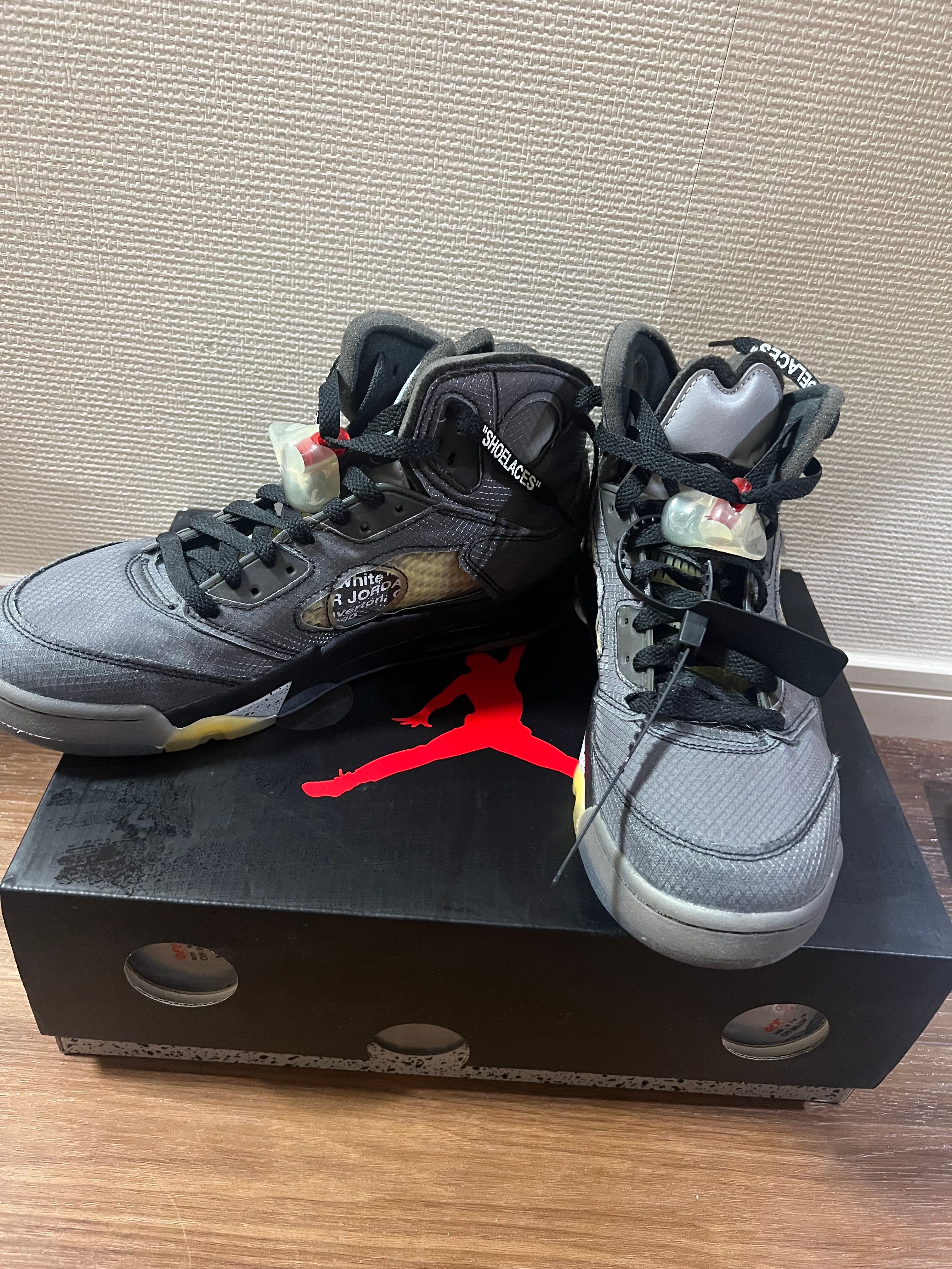 Off-White × Nike Air Jordan 5 "Black/Muslin/Fire Red"