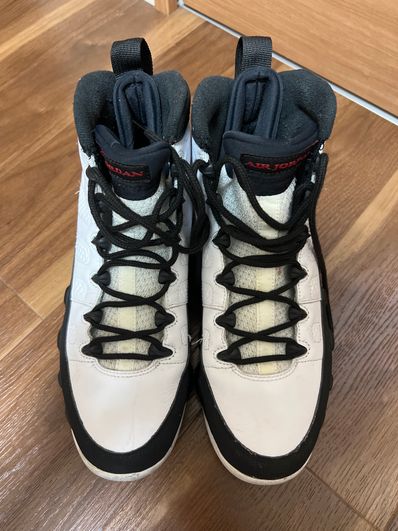 Nike Air Jordan 9 Retro "Space Jam" (2016)