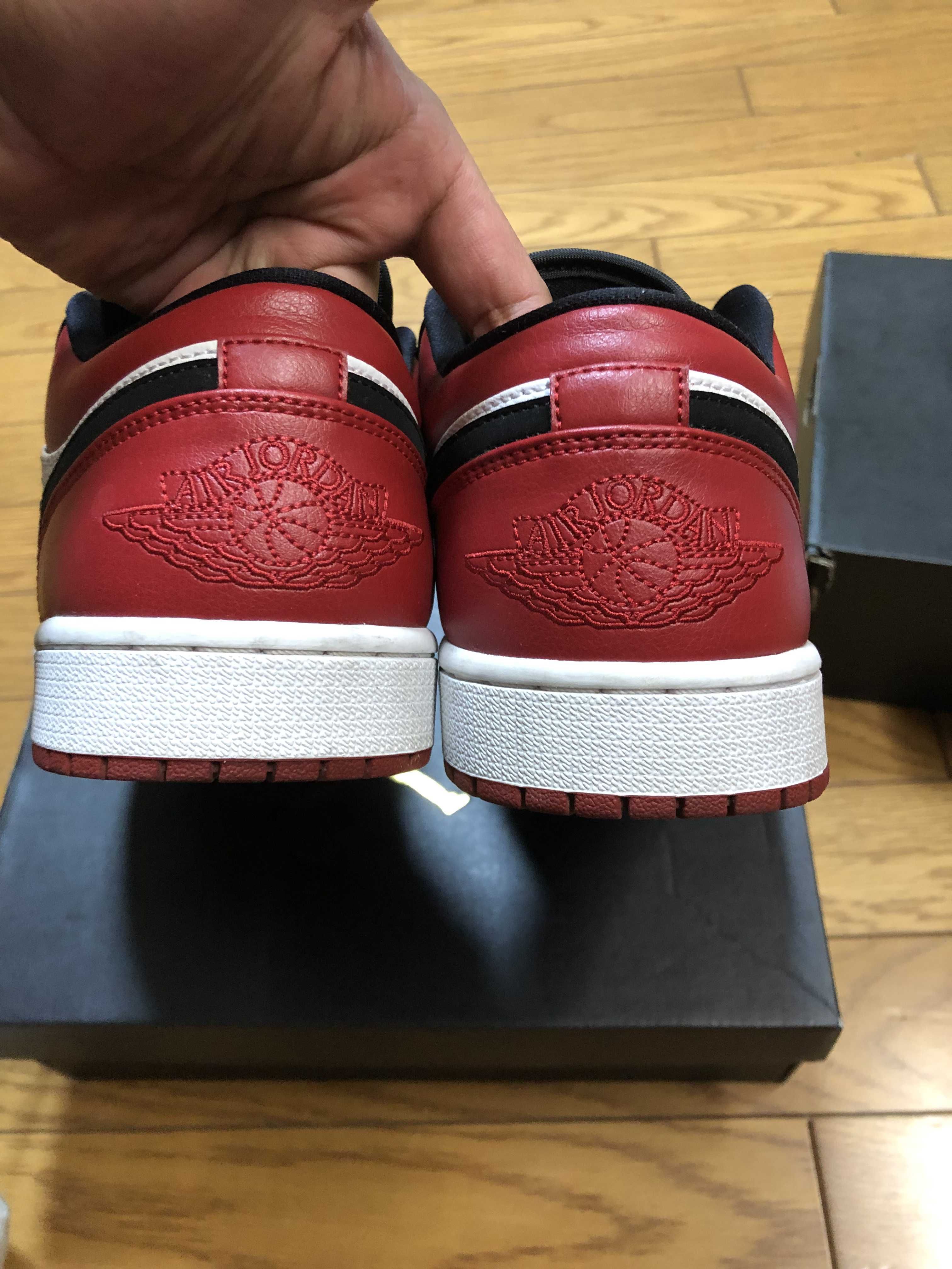Nike Air Jordan 1 Low "Black Toe"