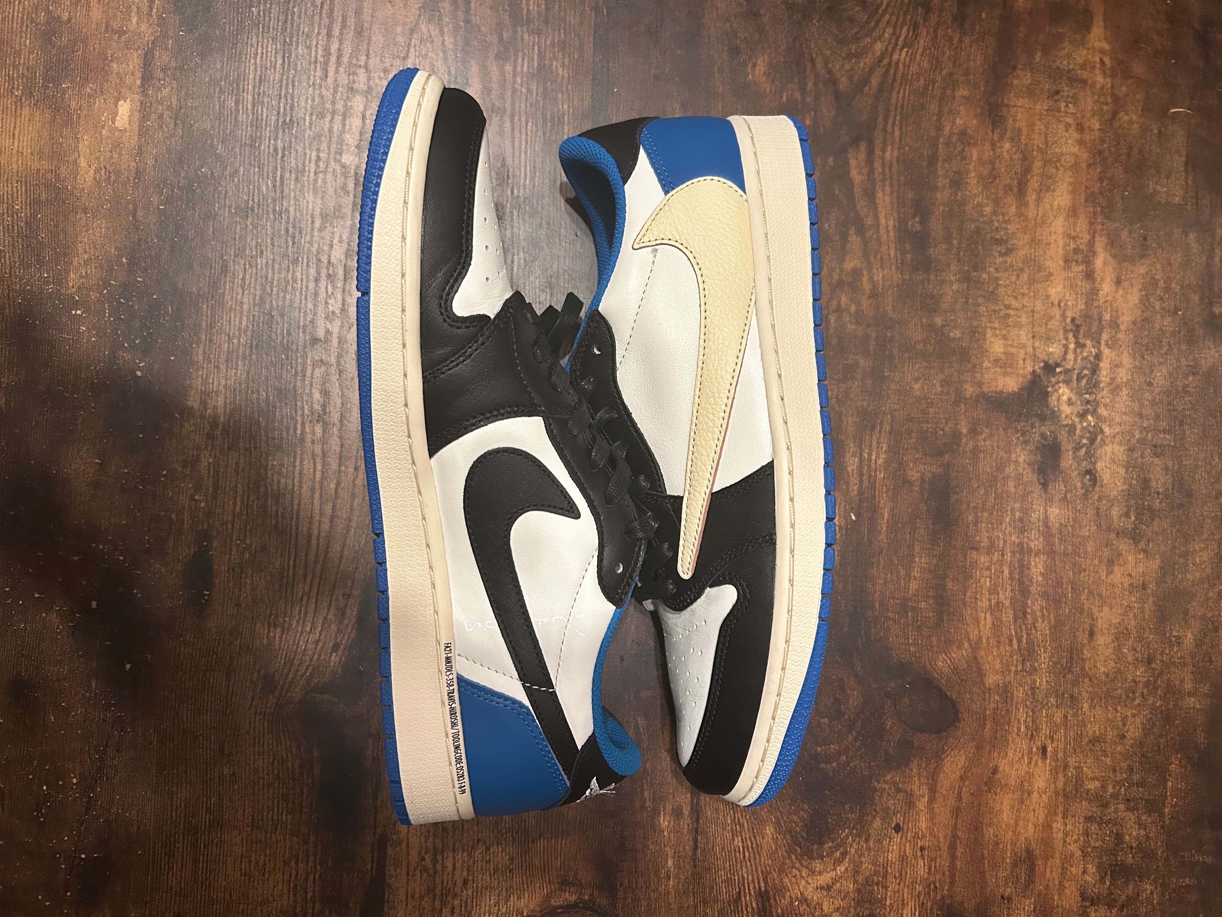 Travis Scott × fragment design × Nike Air Jordan 1 Low OG SP "Military Blue"