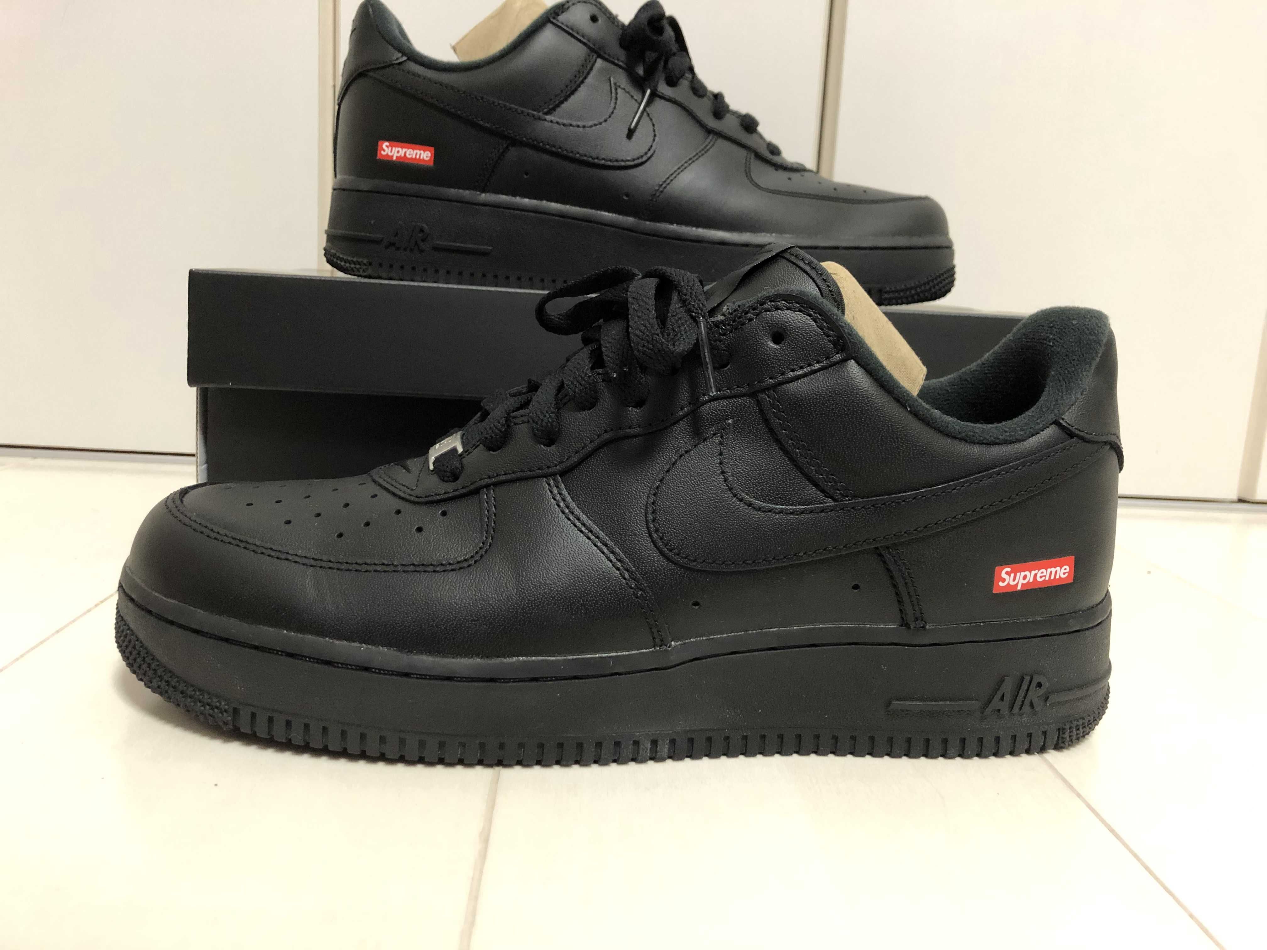 Supreme × Nike Air Force 1 Low "Black"