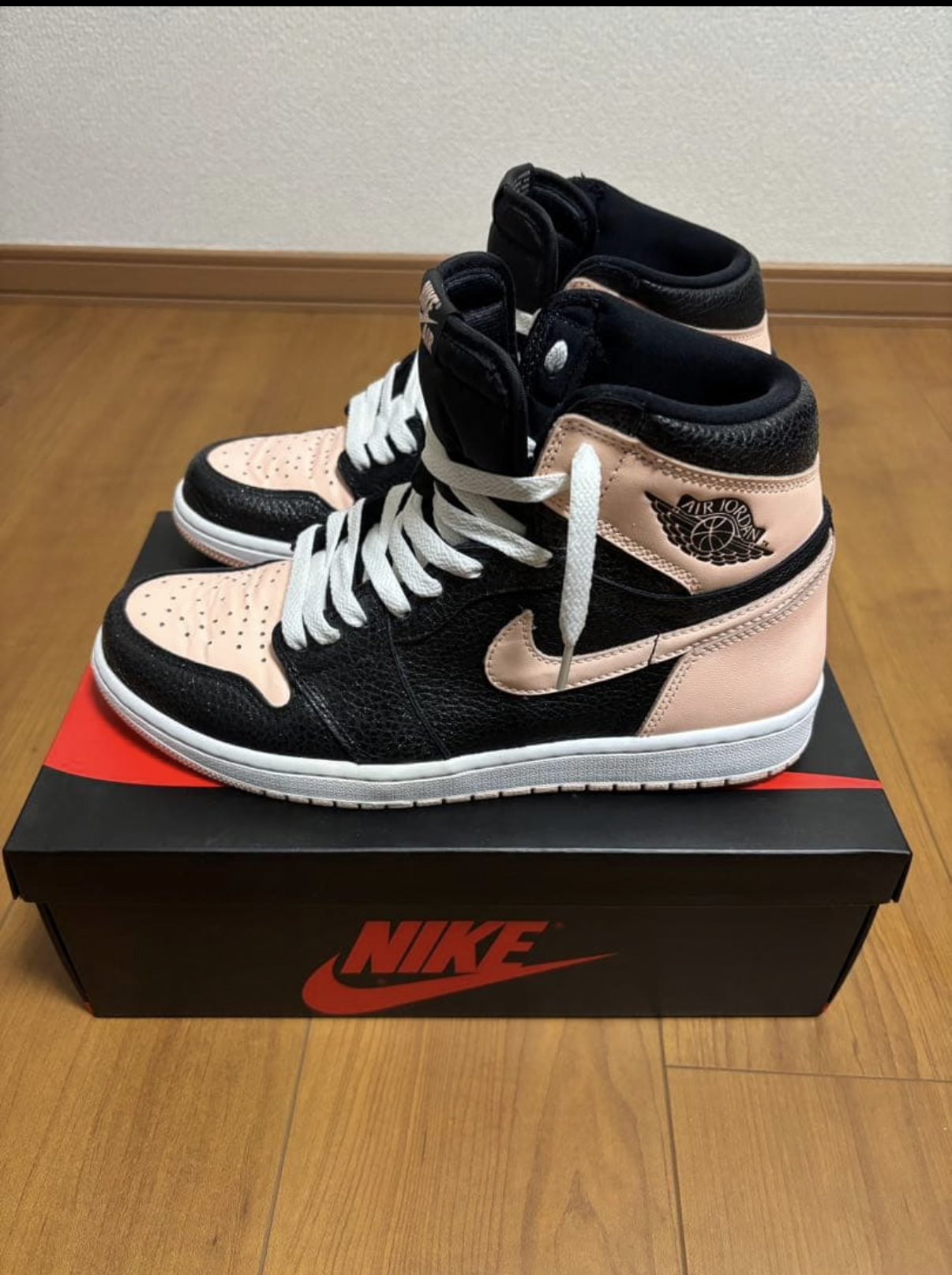 Nike Air Jordan 1 Retro High OG "Crimson Tint"