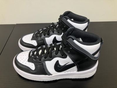 NIKE Women's DUNK HIGH UP "WHITE/BLACK"