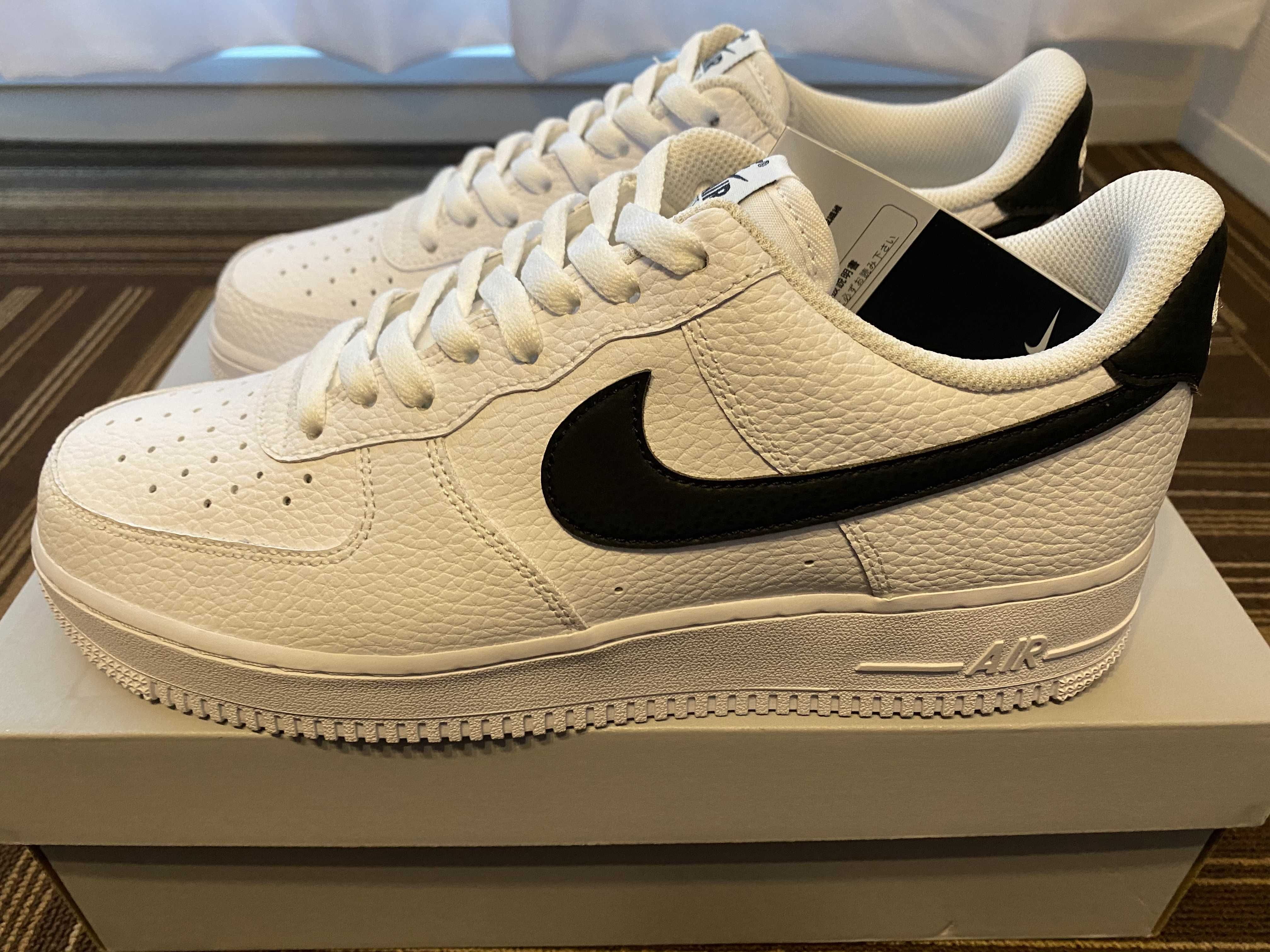 Nike Air Force 1 Low '07 "White Black Pebbled Leather"