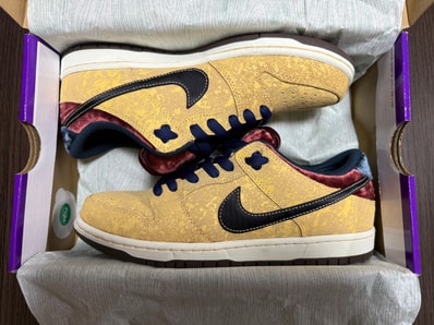 Nike SB Dunk Low Pro "City of Cinema/Celestial Gold and Dark Team Red"