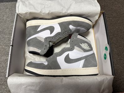 Nike Air Jordan 1 Retro High OG "Black and Smoke Grey"