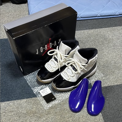 Nike Air Jordan 11 Retro "Concord" (2018)