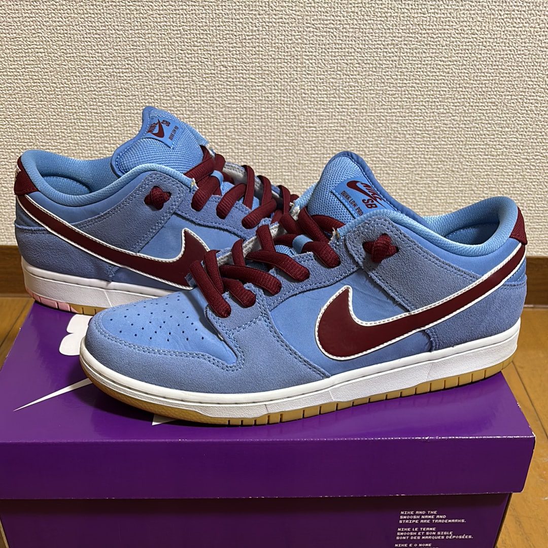Nike SB Dunk Low Pro "Philadelphia Phillies/Valor Blue and Team Maroon"