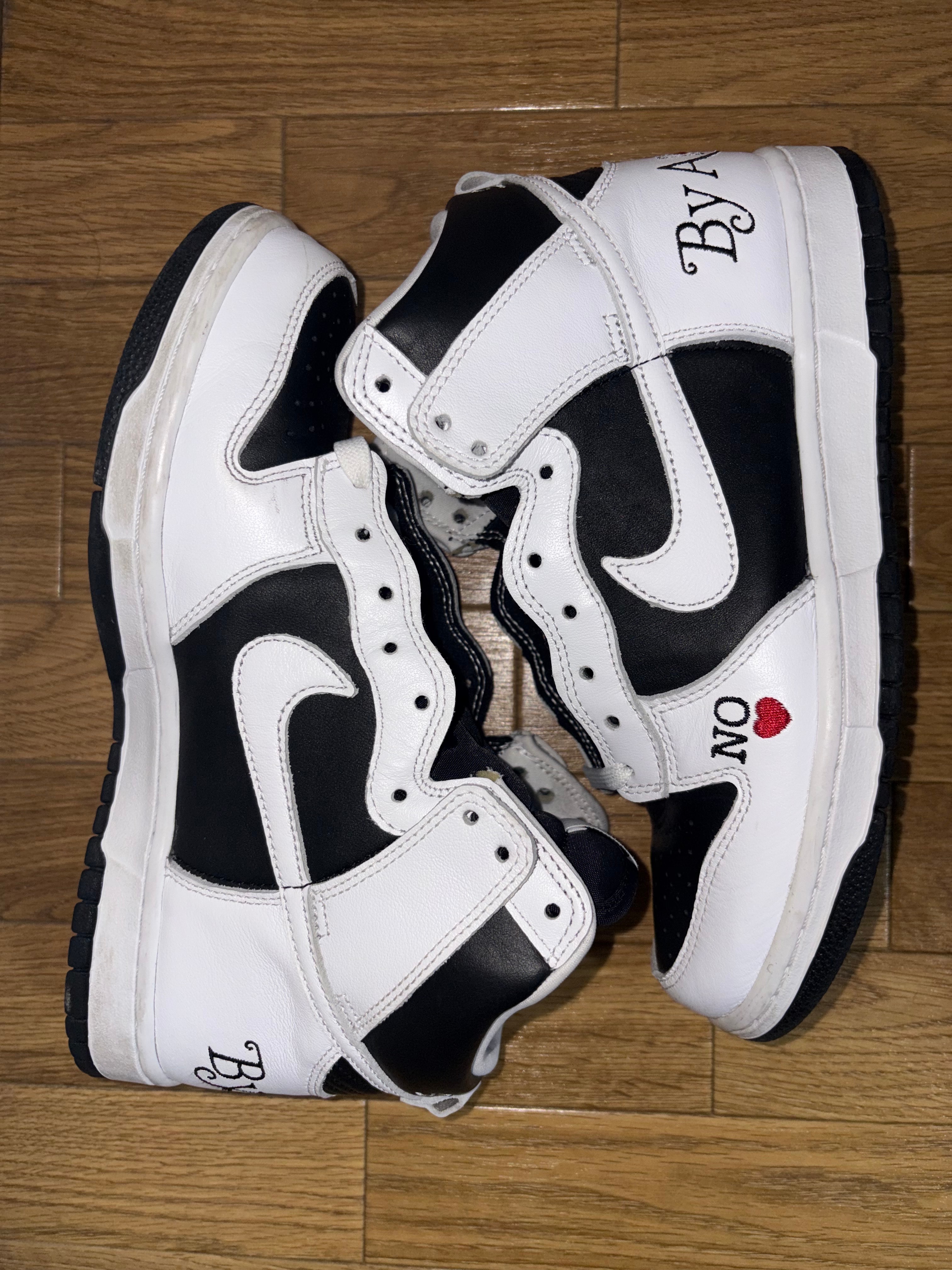 Supreme × Nike SB Dunk High By Any Means "White Black"