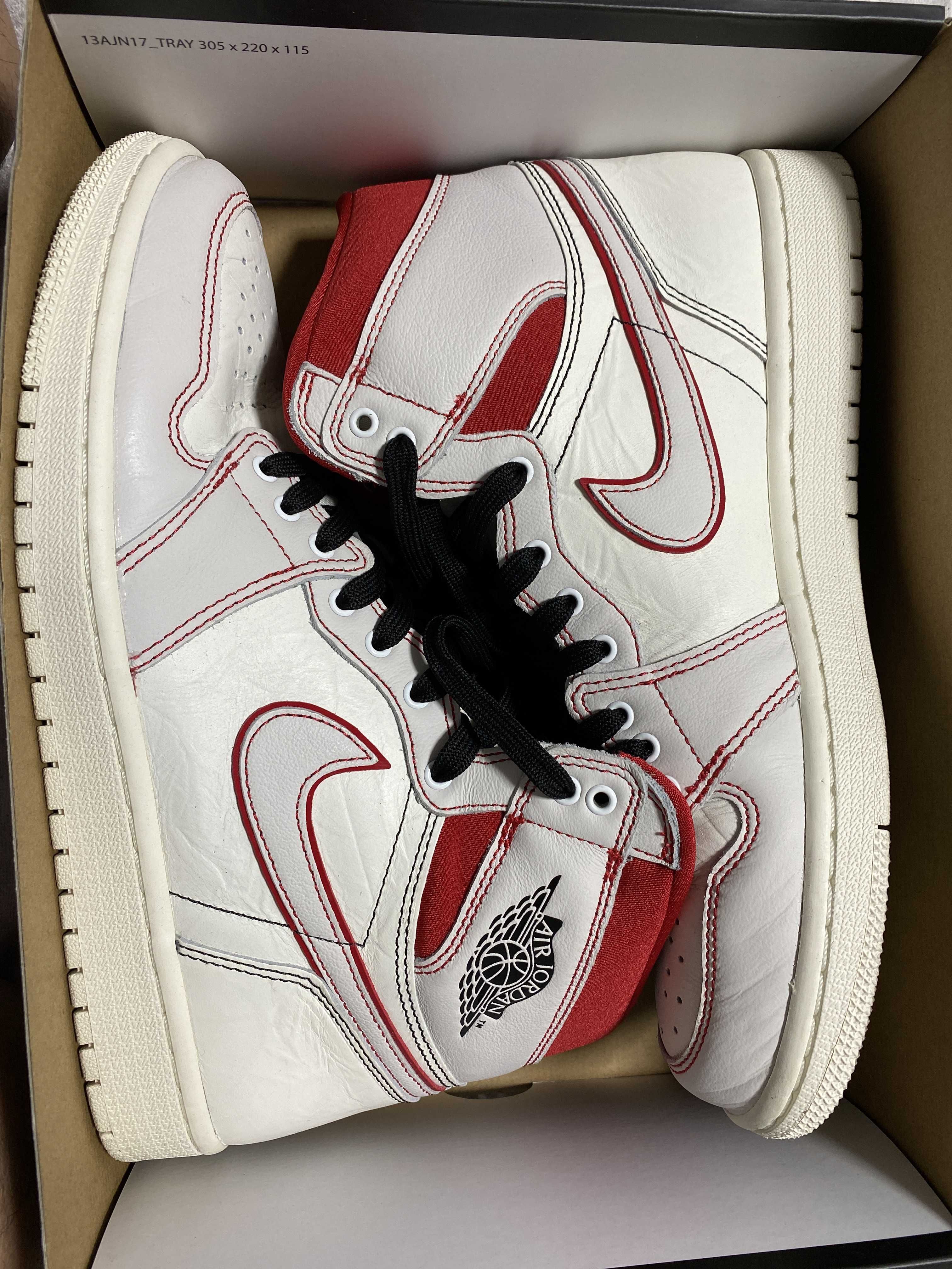 Nike Air Jordan 1 Retro High OG "Sail/University Red"     