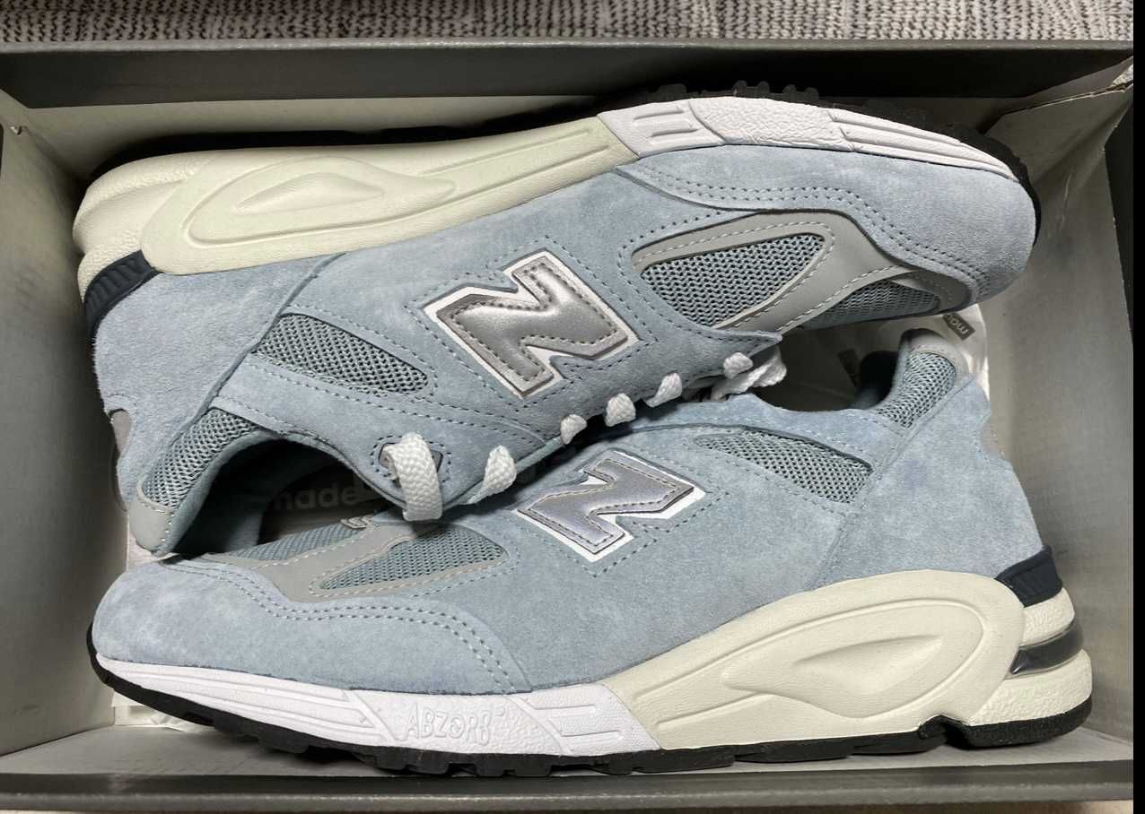 KITH × New Balance 990V2 "Storm Blue"