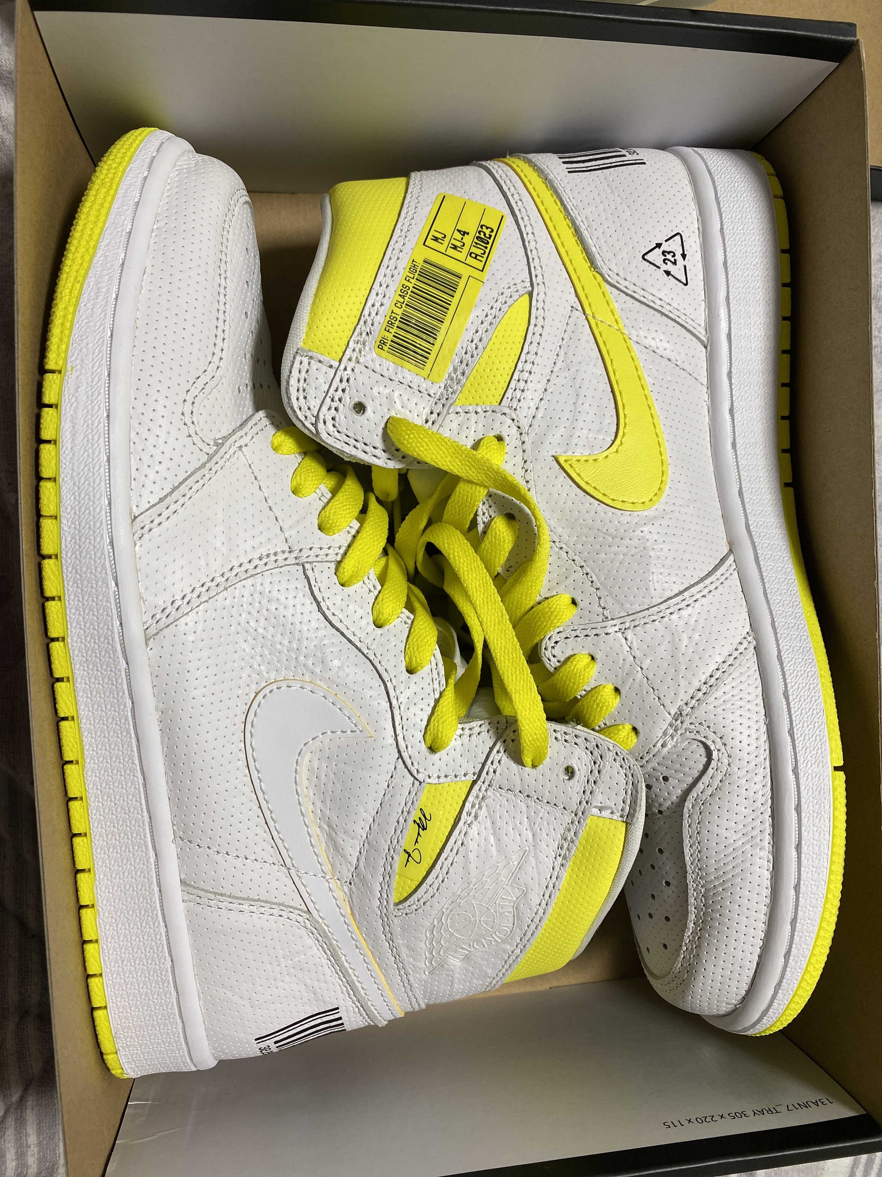 Nike Air Jordan 1 High OG "First Class Flight"