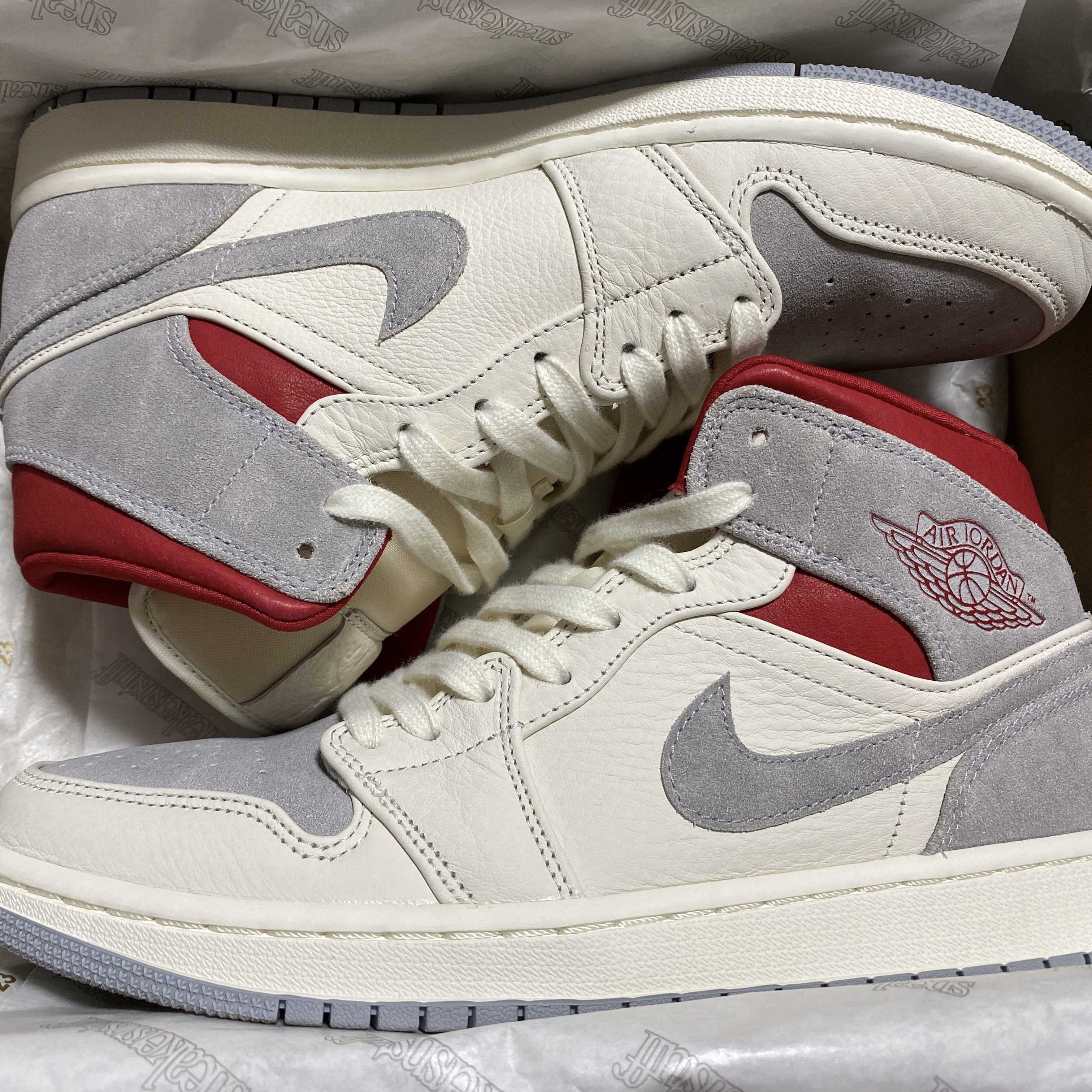 SNS×NIKE AIR JORDAN 1 MID "GREY/RED"