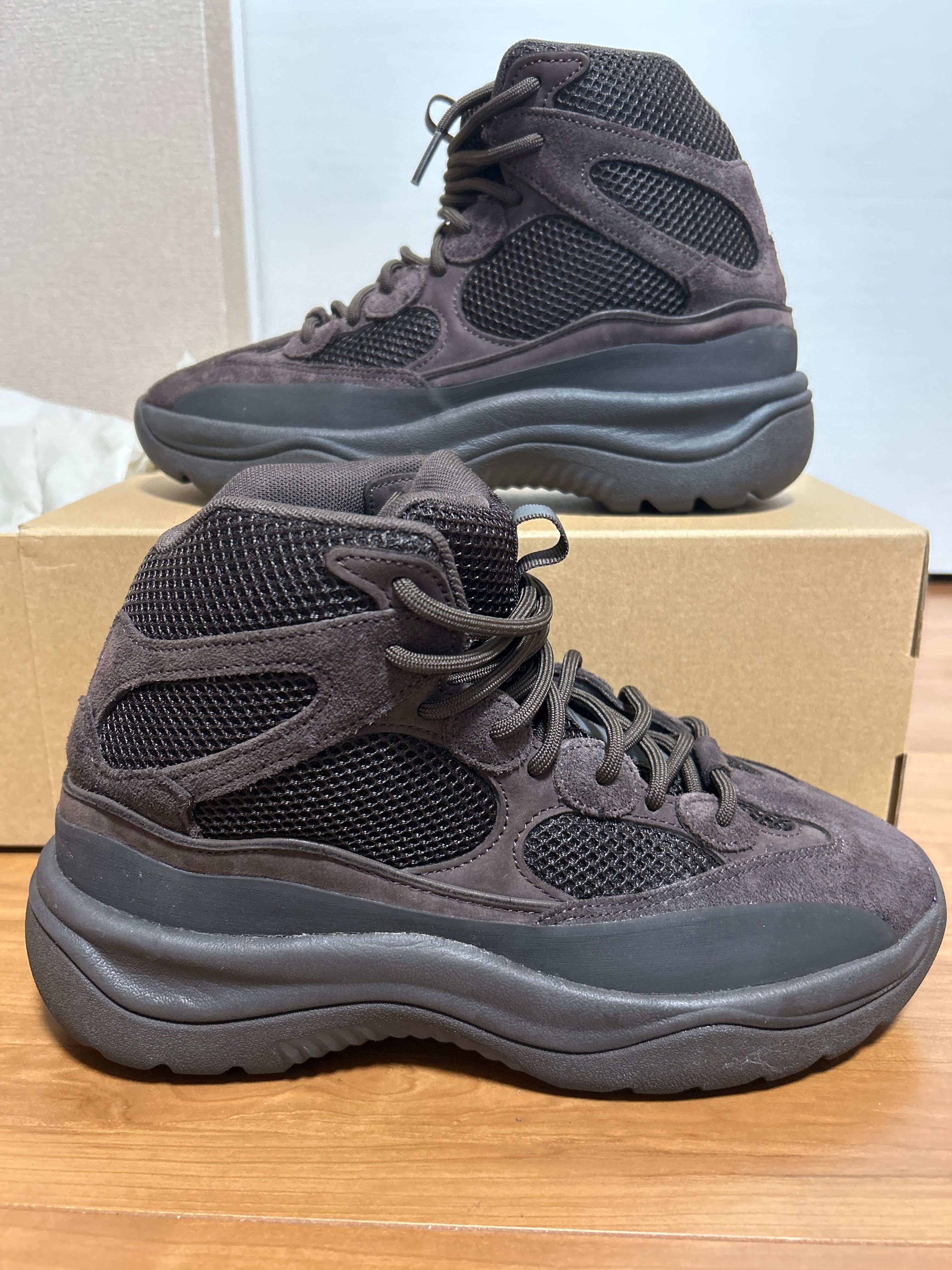 adidas YEEZY Desert Boot "Oil"