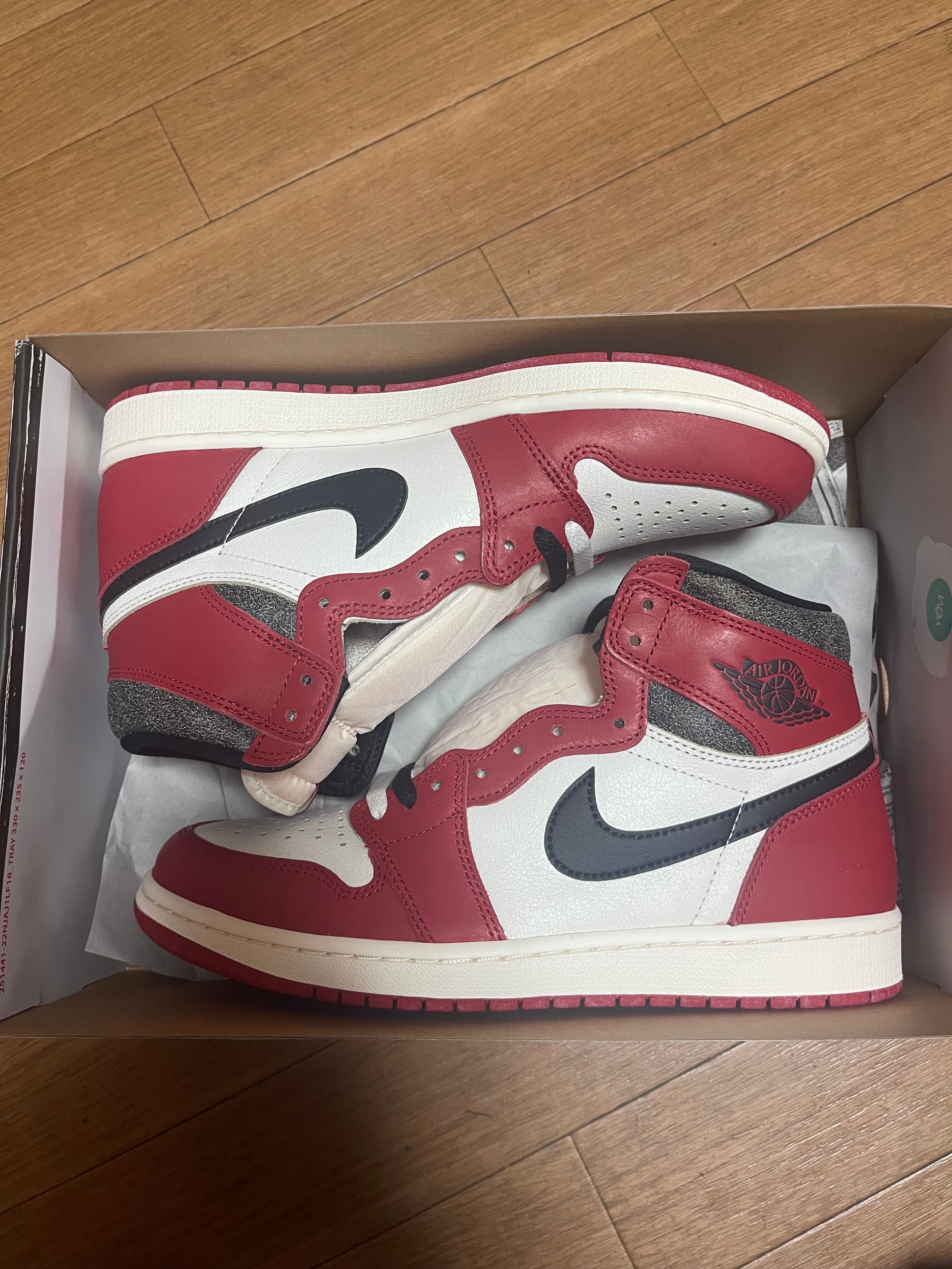 Nike Air Jordan 1 High OG "Lost & Found/Chicago"