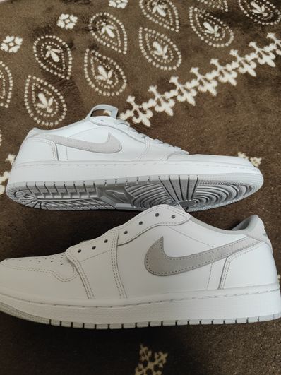 Nike Air Jordan 1 Low OG "Neutral Grey"