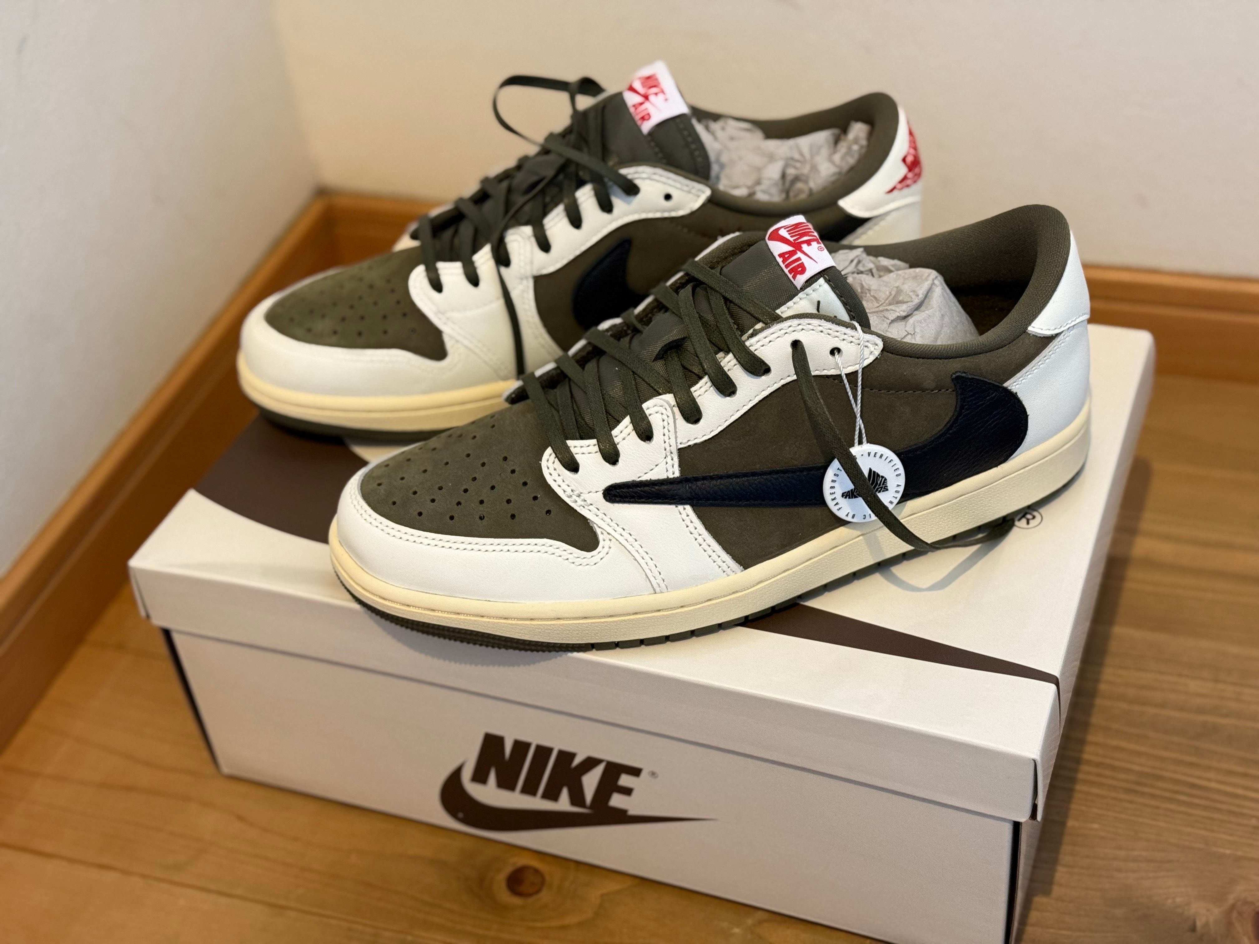 Travis Scott × Nike Air Jordan 1 Low OG SP "Reverse Olive"