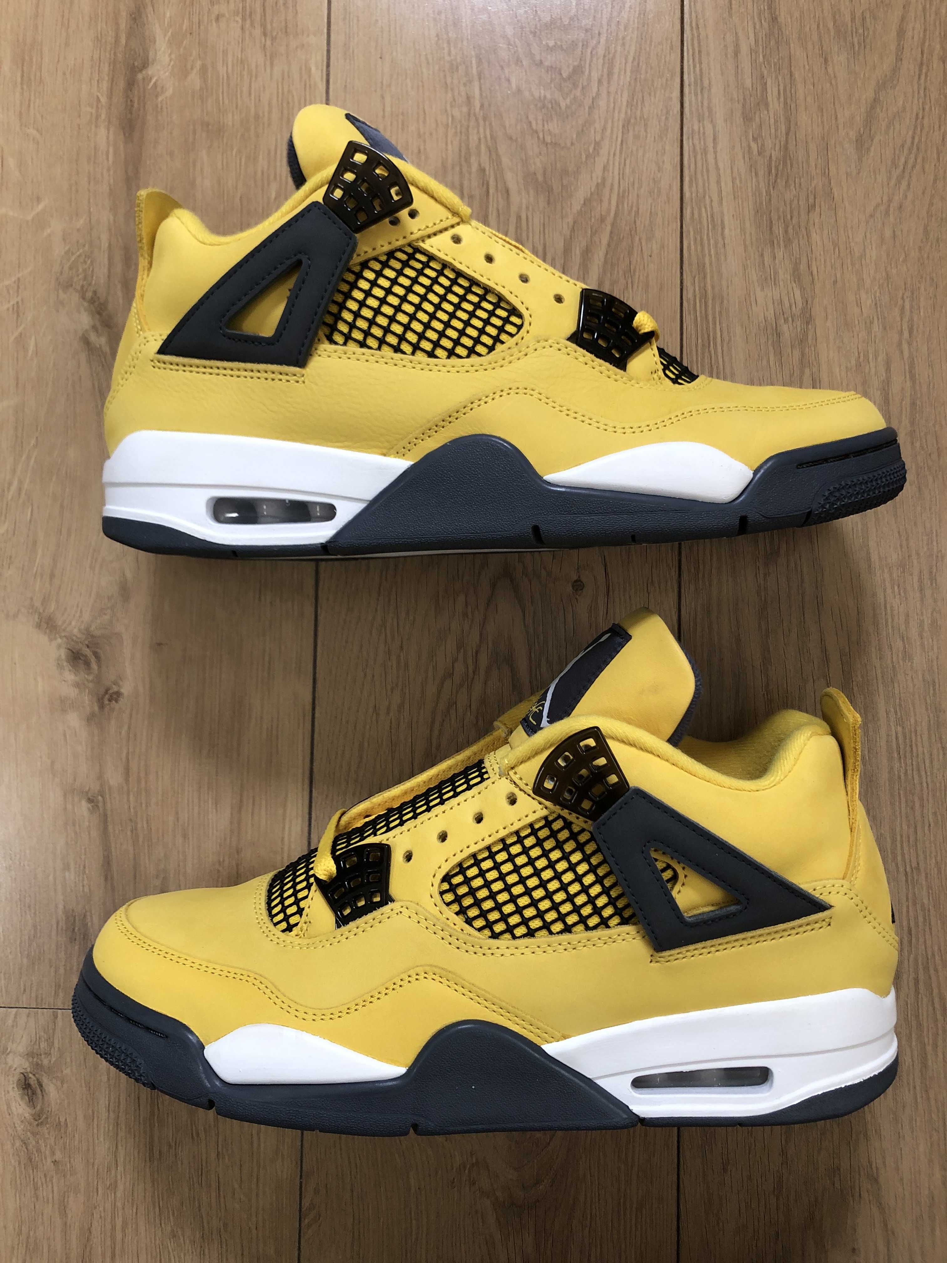 Nike Air Jordan 4 "Tour Yellow"
