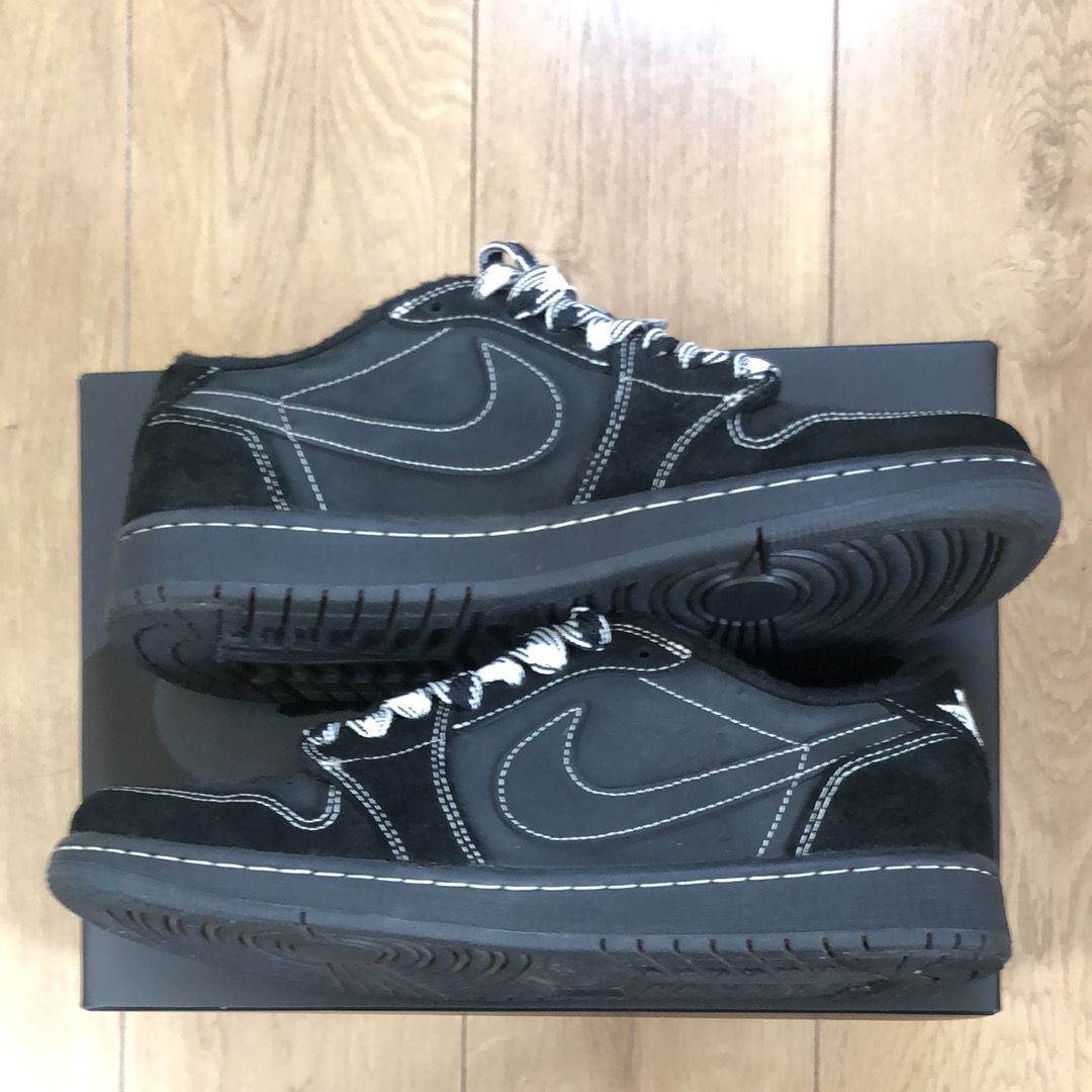 Travis Scott × Nike Air Jordan 1 Low OG SP "Black Phantom"