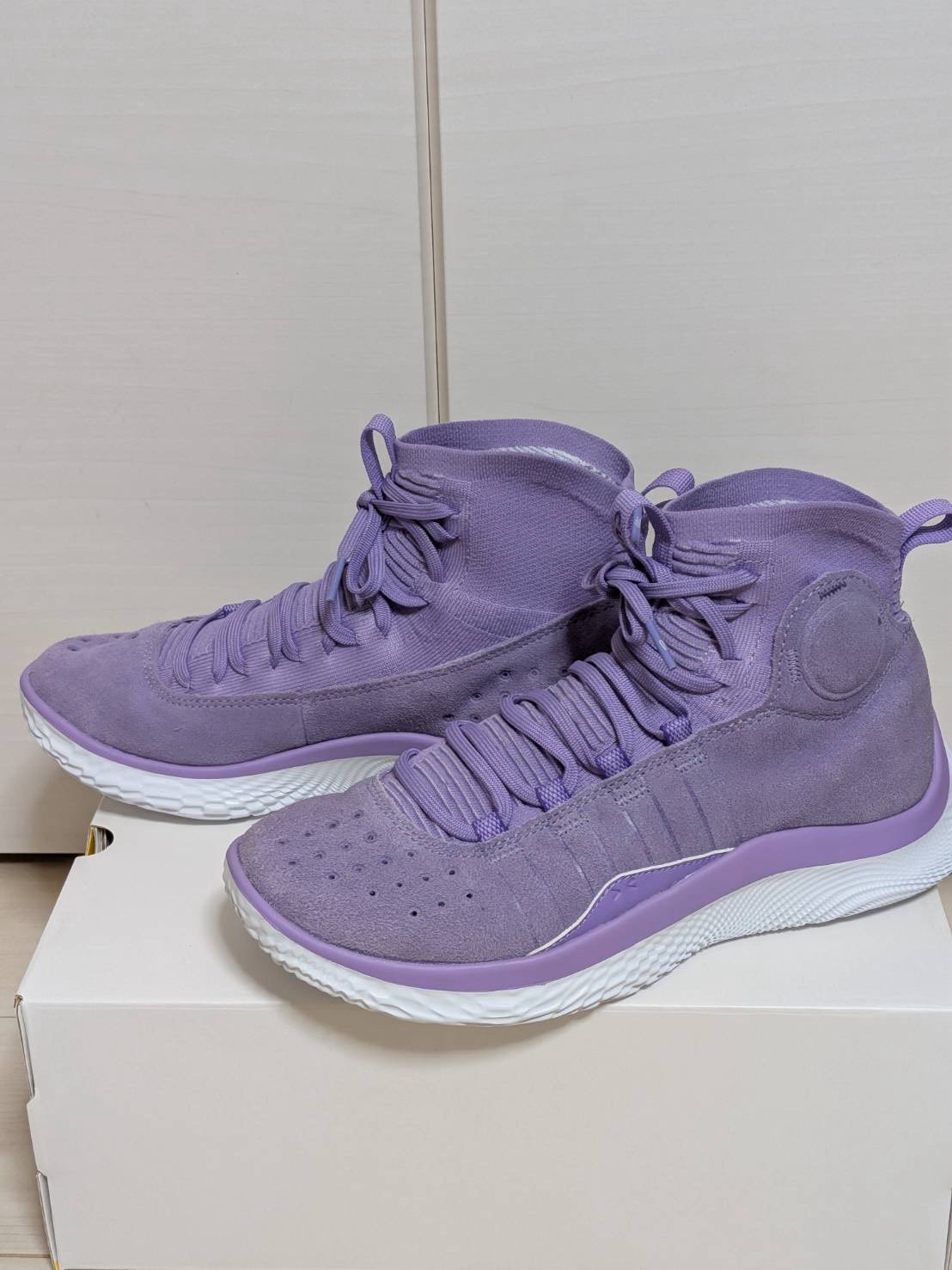 Under Armour Curry4 Flotro "Vivid Lilac/White/Grape"