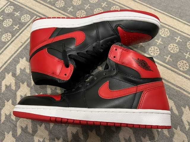 Nike Air Jordan 1 Retro High "Black Varsity Red/Bred"(2001)