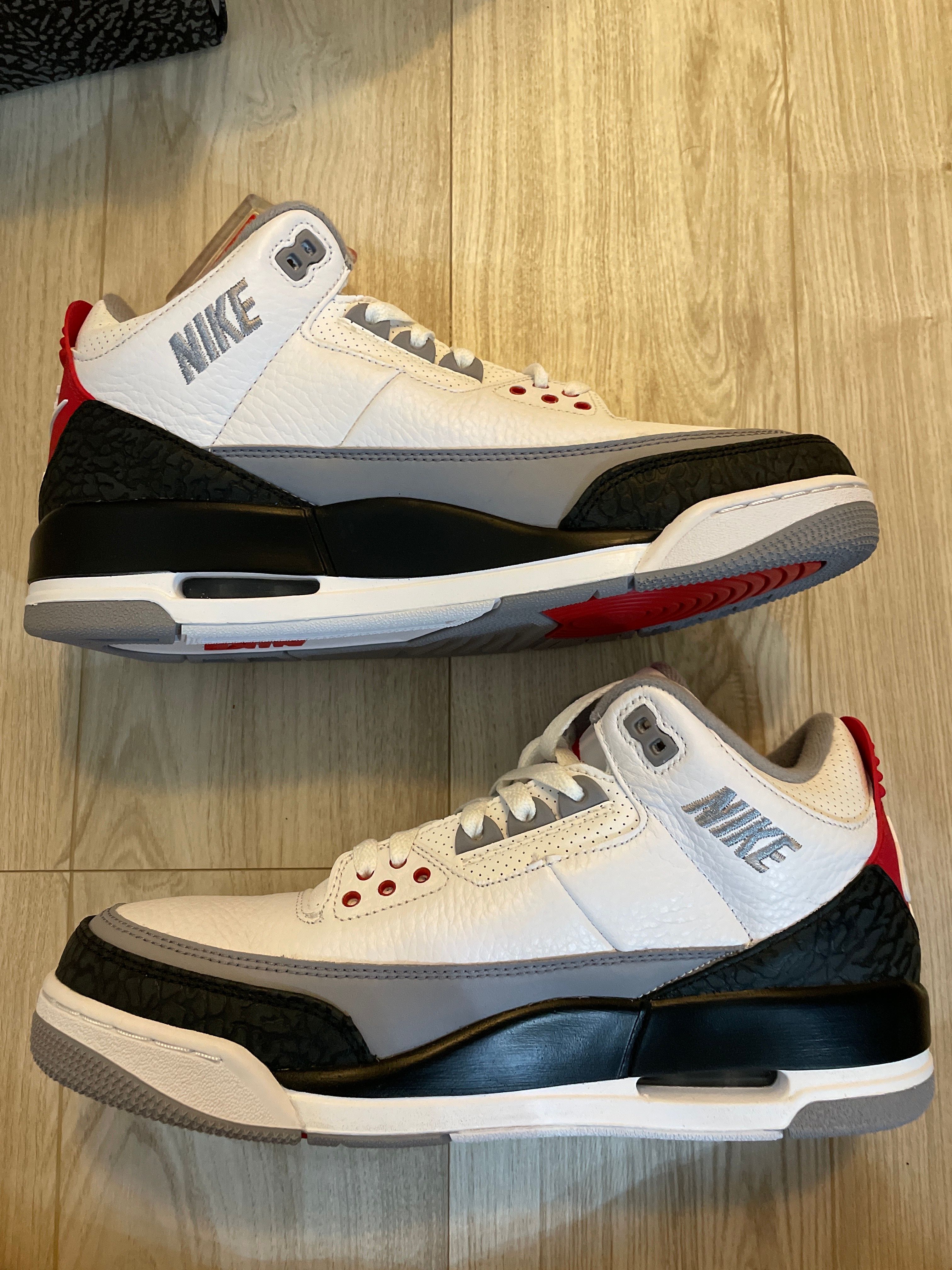 Nike Air Jordan 3 Retro "Tinker Hatfield"