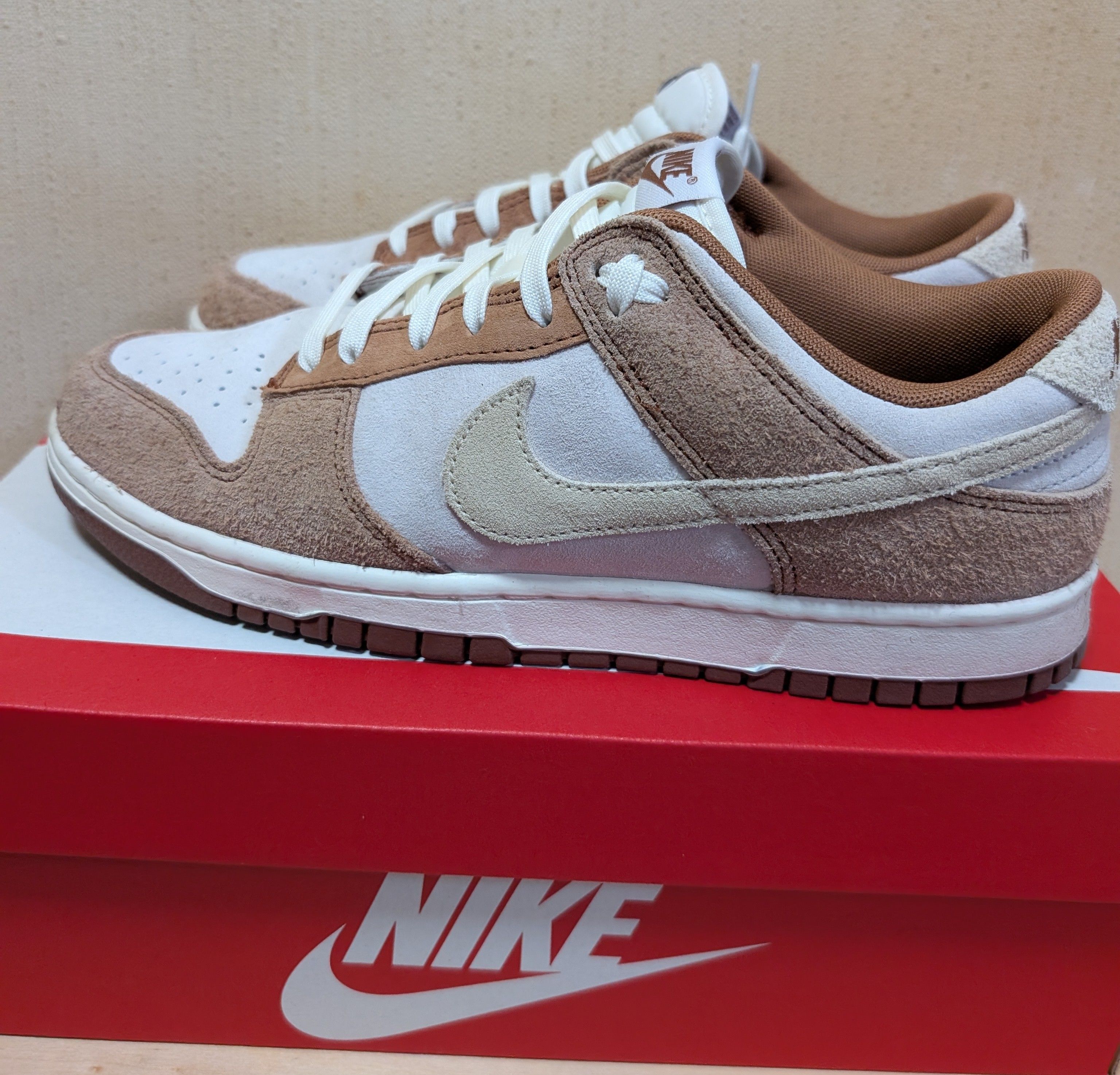 Nike Dunk Low PRM "Medium Curry"