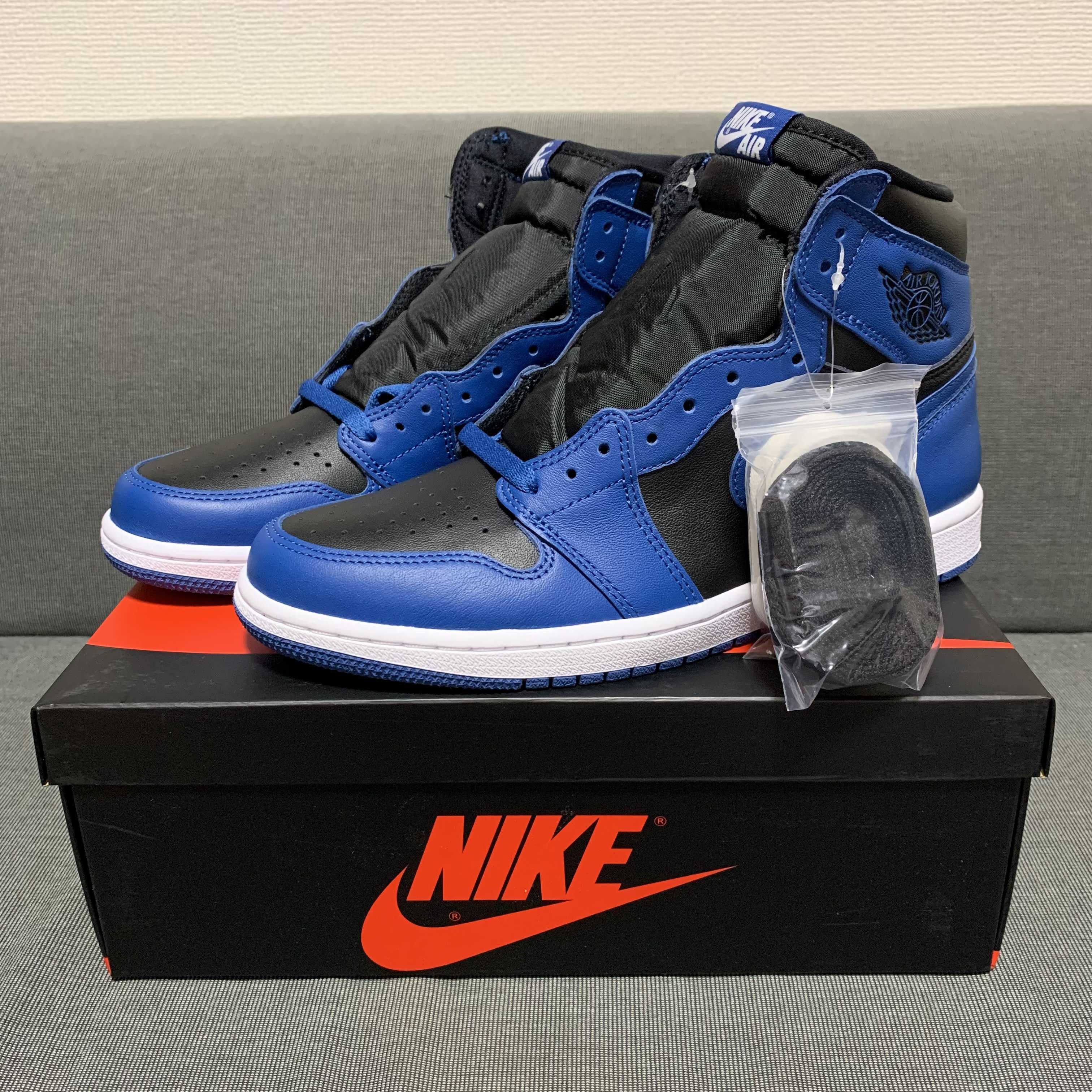Nike Air Jordan 1 Retro High OG "Dark Marina Blue"
