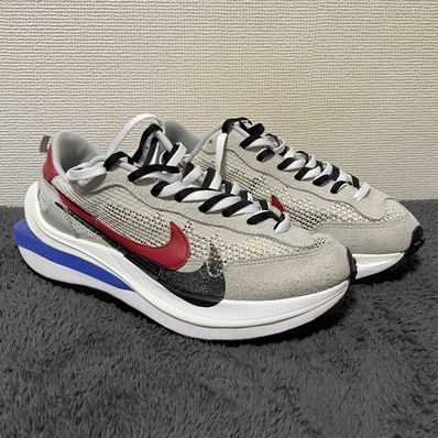 sacai × Nike Vapor Waffle "Royal Fuchsia"