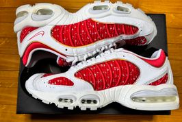 シュプリーム × ナイキ エアマックステイルウィンド4 "レッド"