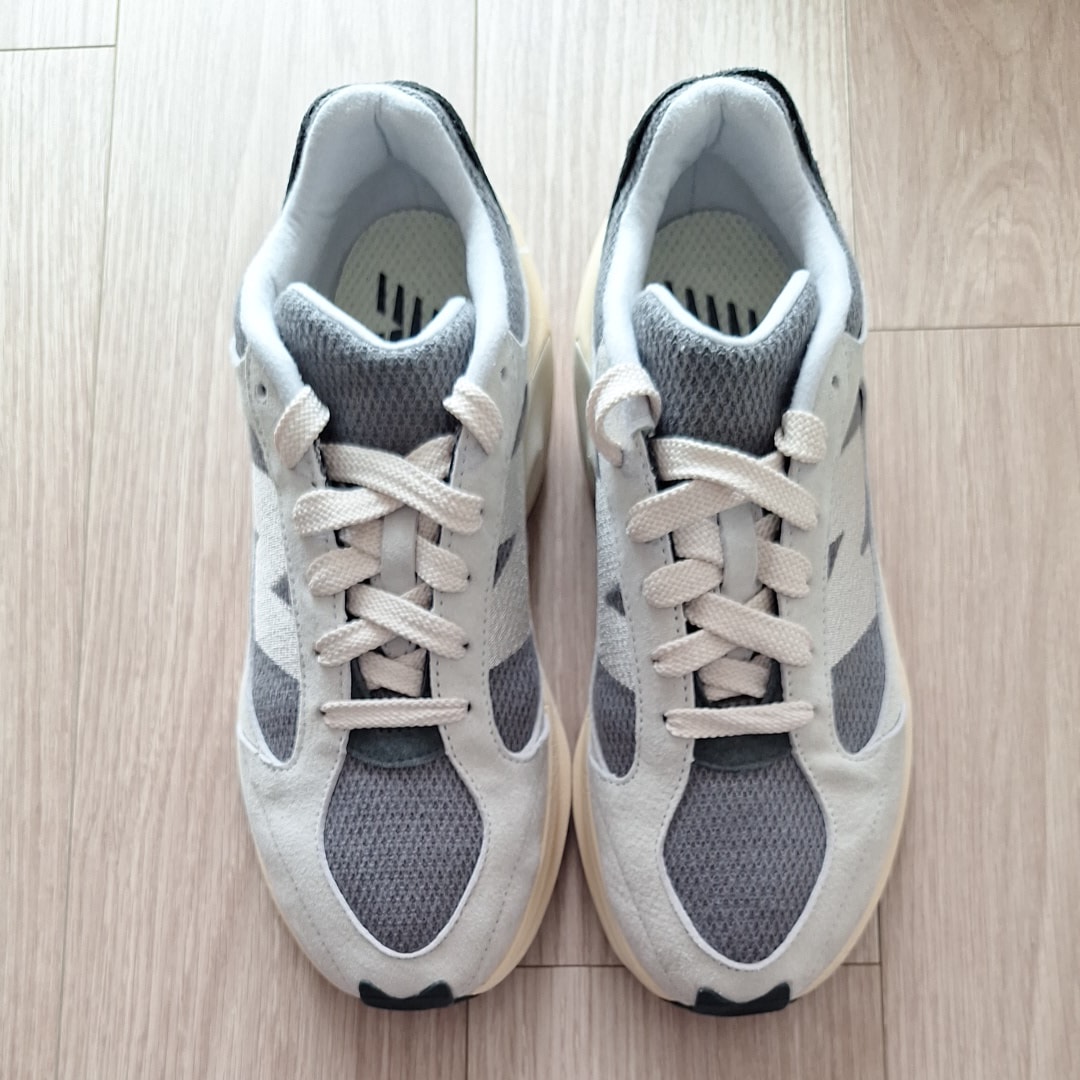 ニューバランス ワープドランナー "グレーマター"