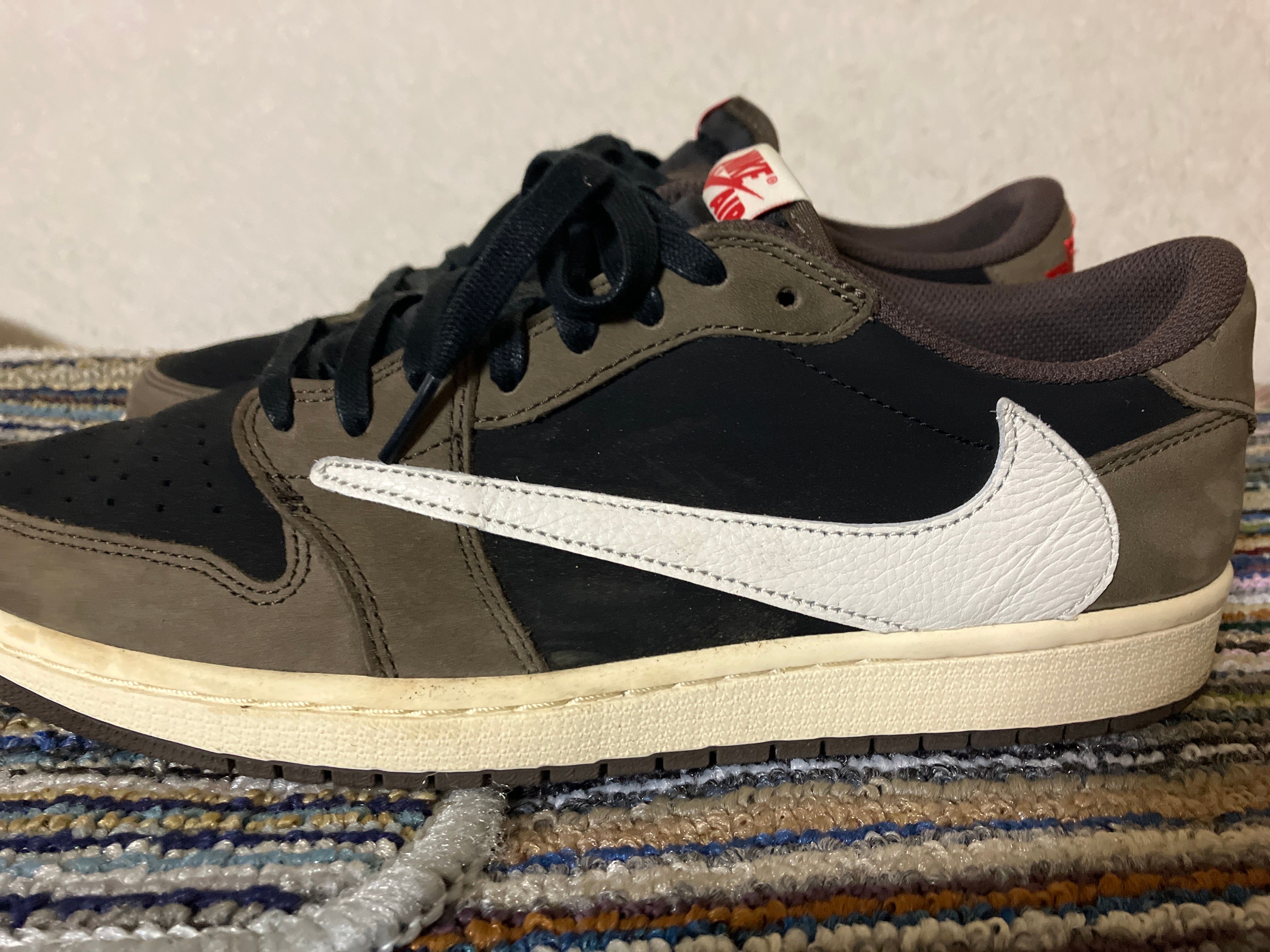 Travis Scott × Nike Air Jordan 1 Low OG SP-T  "Black/Dark Mocha"