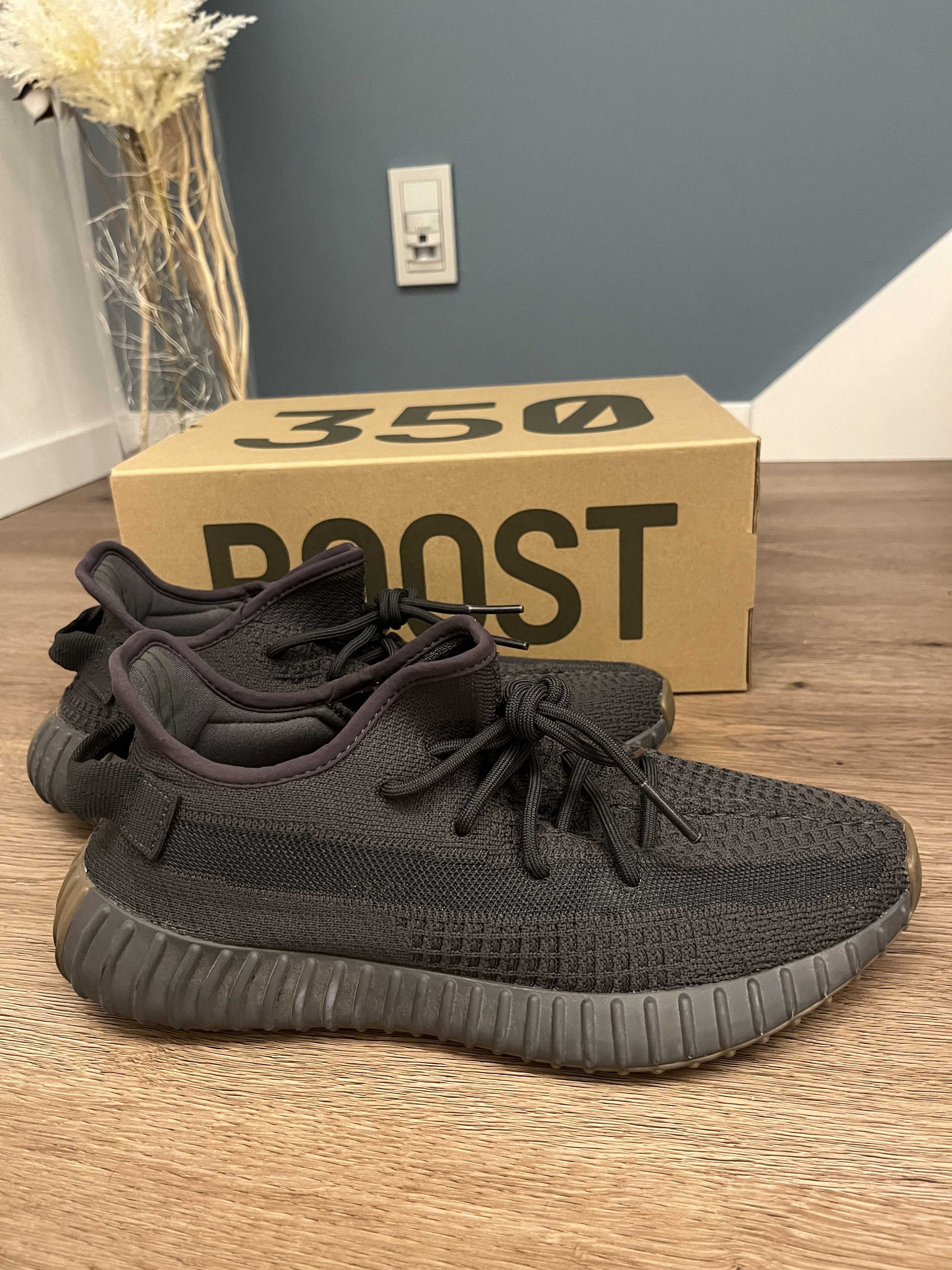  adidas YEEZY Boost 350 V2 "Cinder"