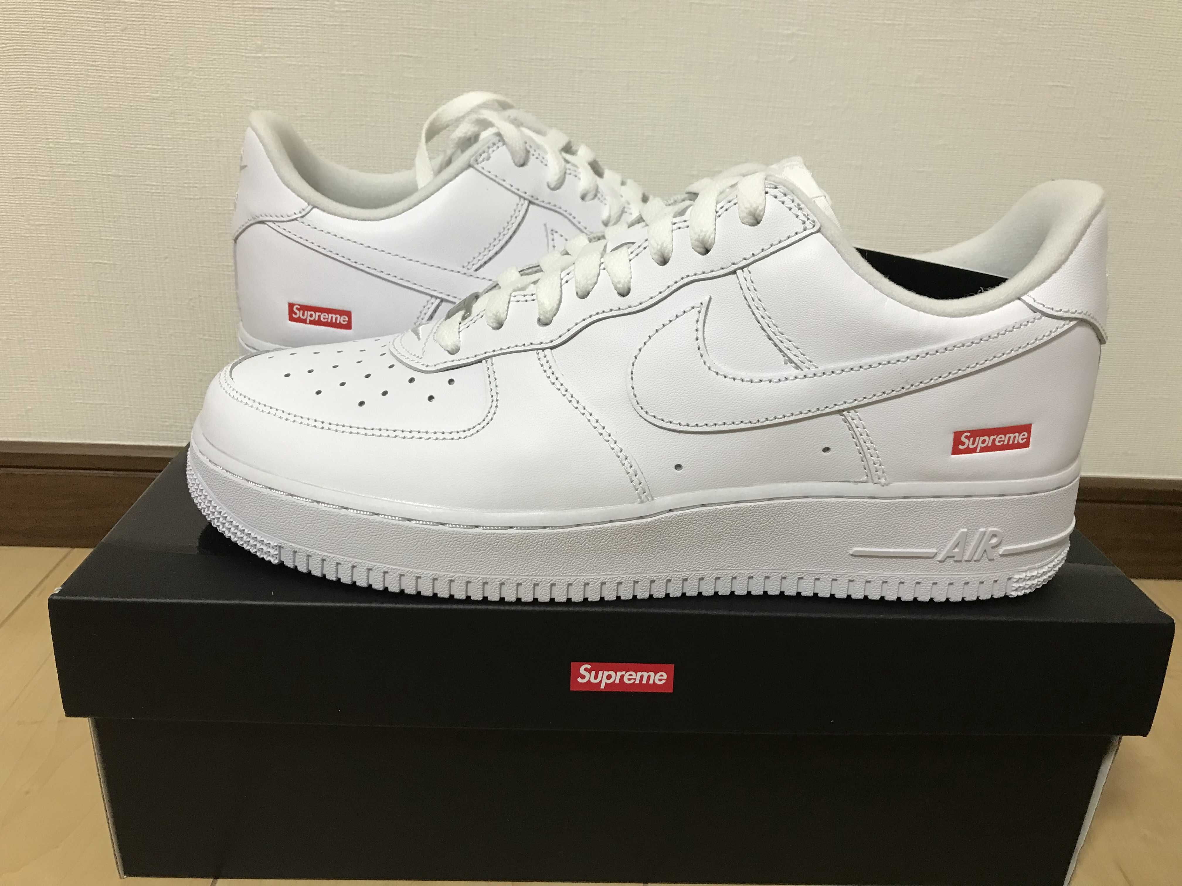 Supreme × Nike Air Force 1 Low "White"