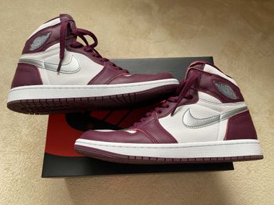Nike Air Jordan 1 High OG "Bordeaux"