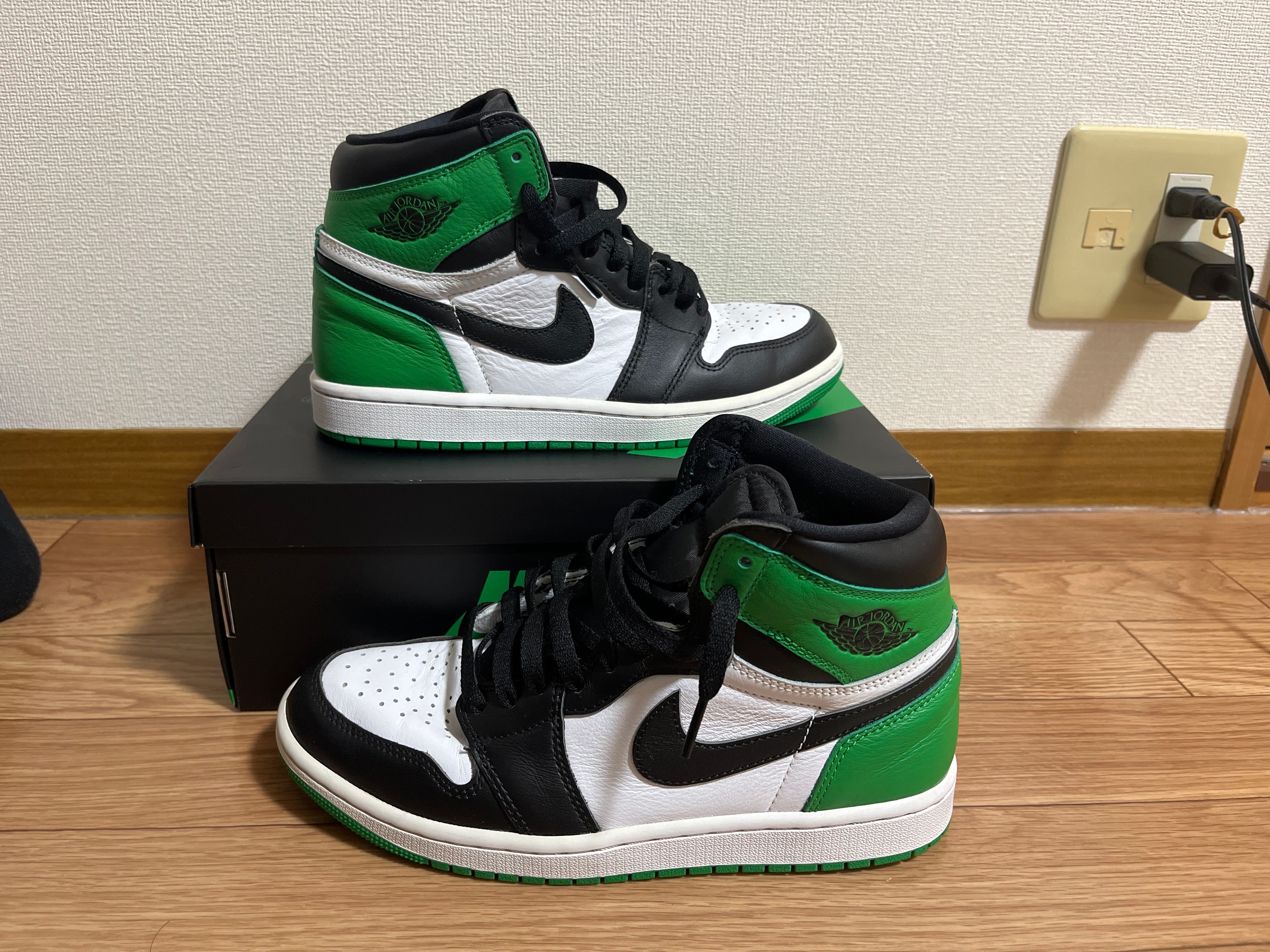 Nike Air Jordan 1 Retro High OG "Celtics/Black and Lucky Green" (2023)