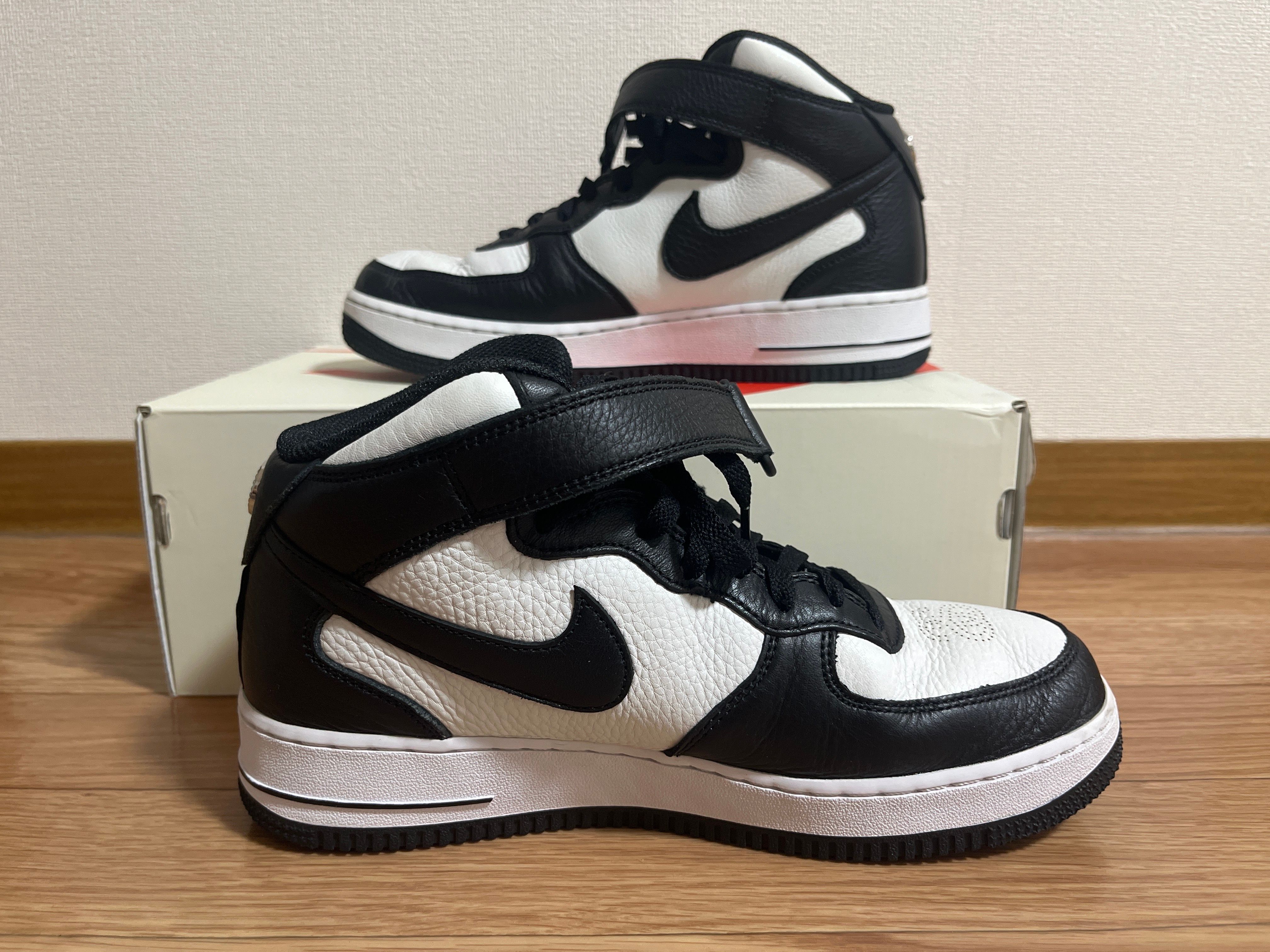 Stussy × Nike Air Force 1 Mid "Black and Light Bone"
