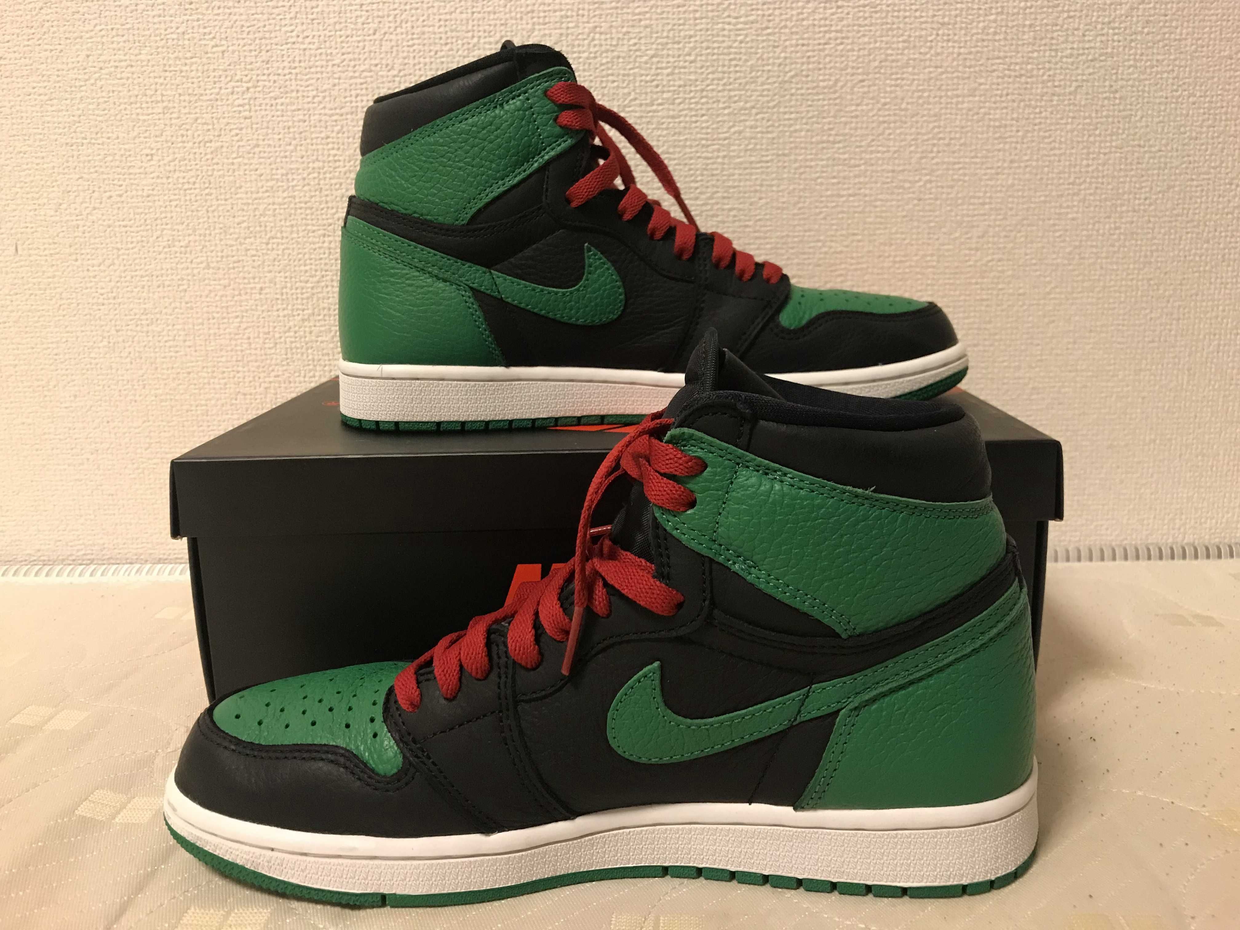 Nike Air Jordan 1 Retro High OG "Black/Pine Green" (2020)      