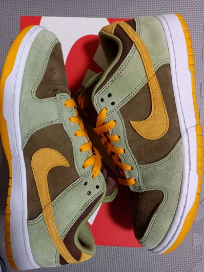 Nike Dunk Low SE "Dusty Olive"