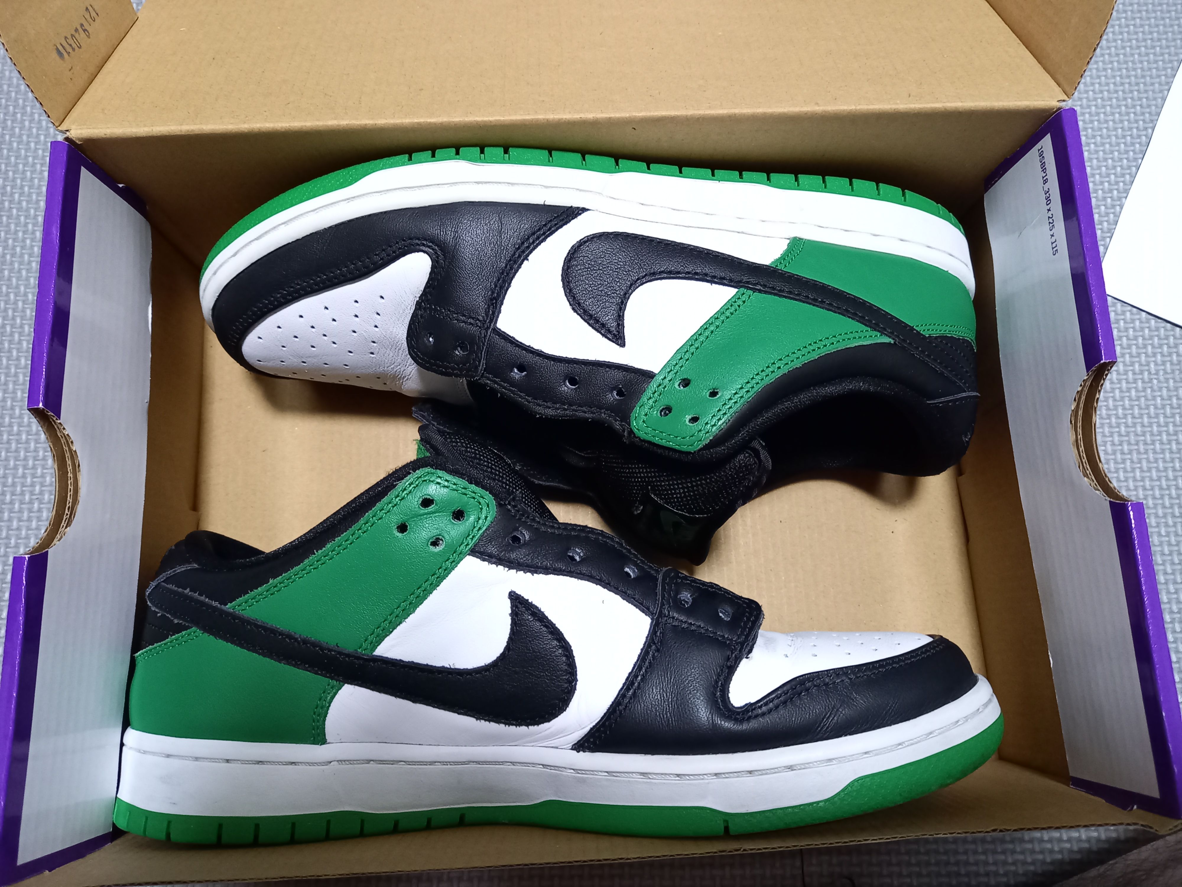 Nike SB Dunk Low Pro "Black and Classic Green"