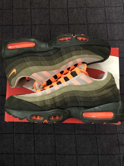 Nike Air Max 95 "String/Total Orange"