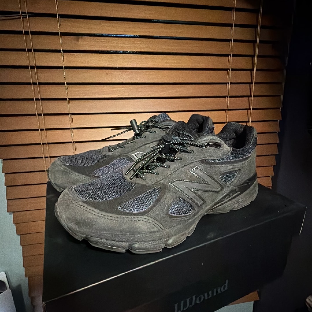 JJJJound × New Balance 990V4 "Navy"