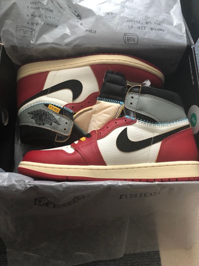 UNION × Nike Air Jordan 1 Retro High OG "Chicago/Shadow"