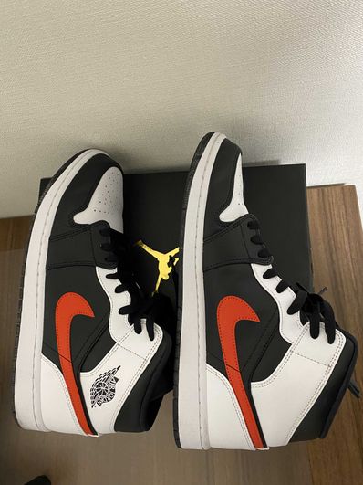 NIKE AIR JORDAN 1 MID "BLACK/CHILE RED/WHITE"