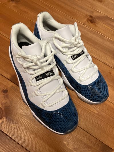 AIR JORDAN 11 LOW "SNAKESKIN"
