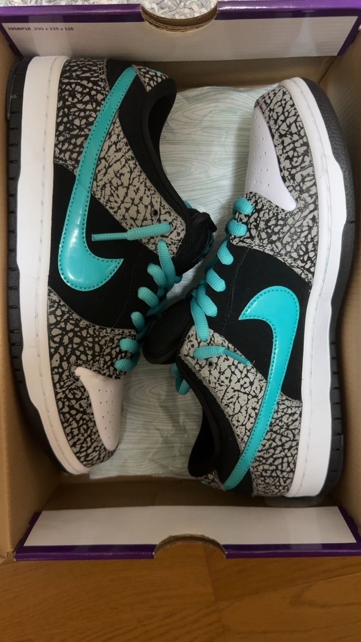 Nike SB Dunk Low "Elephant/Safari"