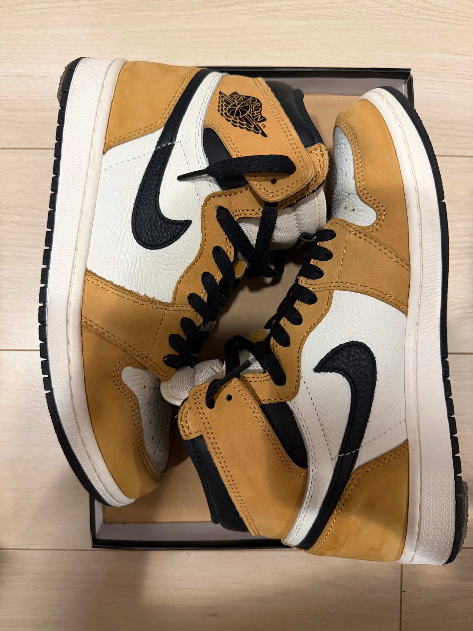 Nike Air Jordan 1 RETRO High "Rookie of The Year"