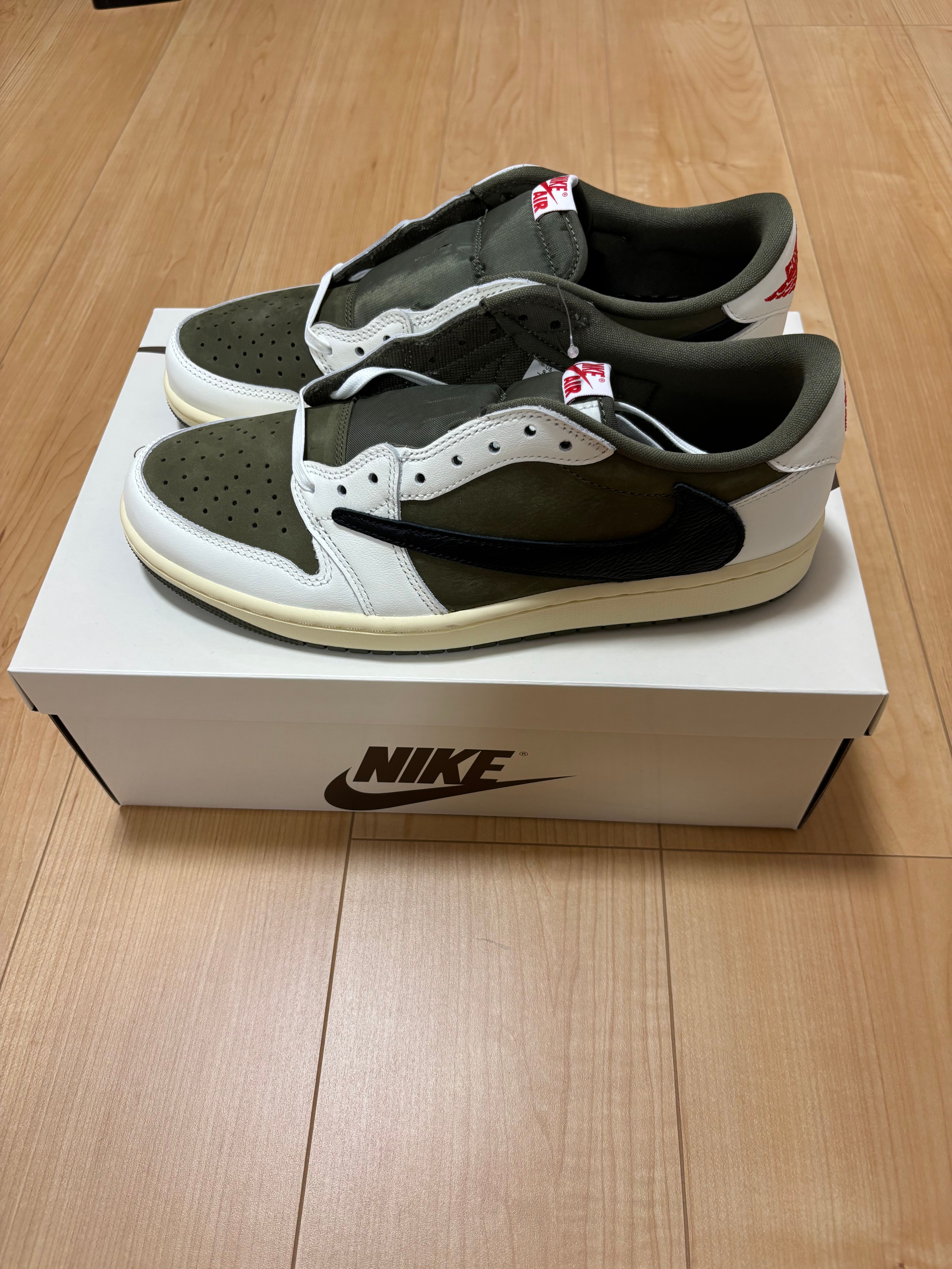 Travis Scott × Nike Air Jordan 1 Low OG SP "Reverse Olive"